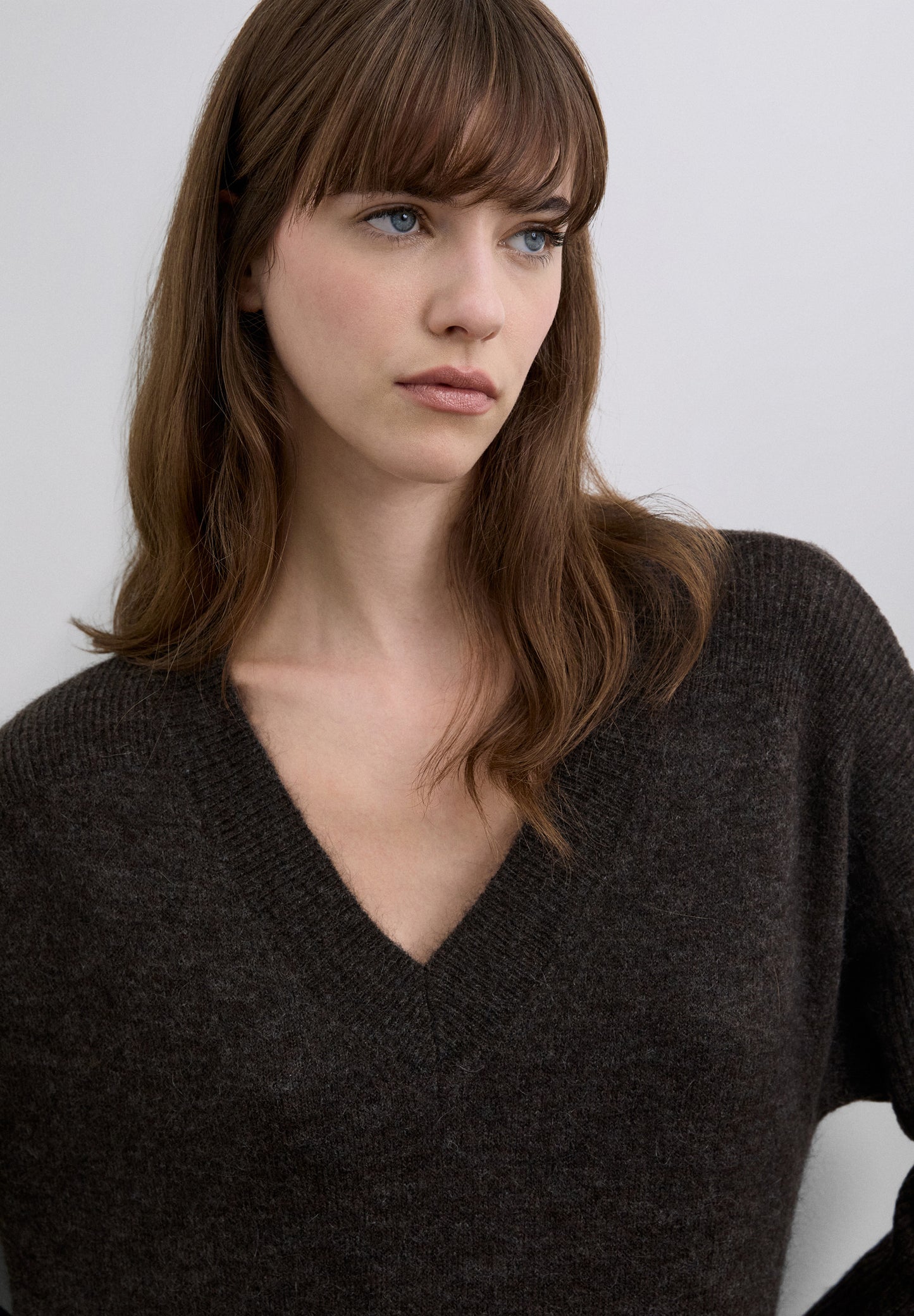 VESTIDO MIDI PUNTO Y DETALLE LENCERO