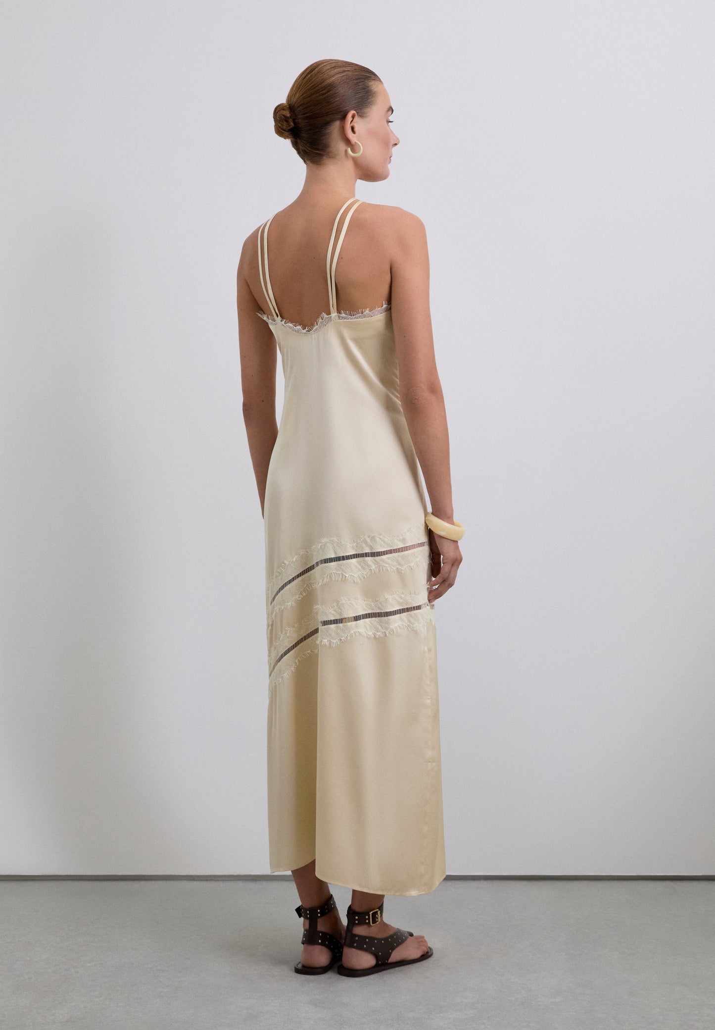 VESTIDO LENCERO SATINADO