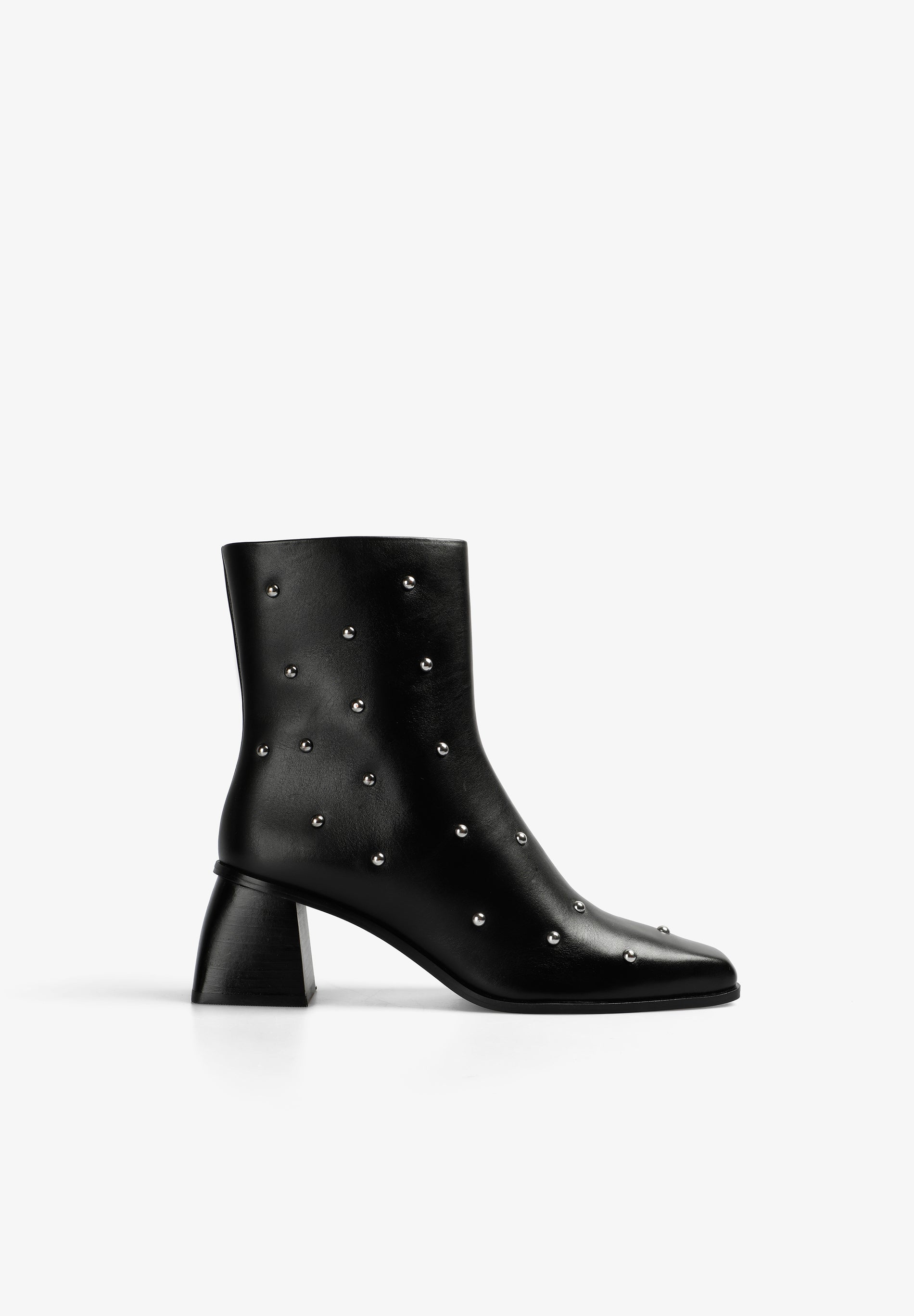 BOTÍN TACÓN STUDS