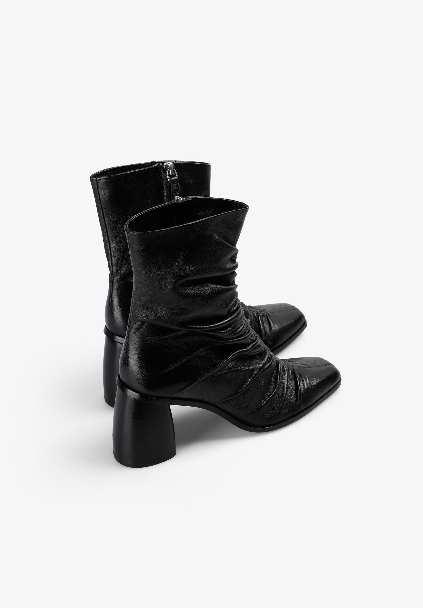 SCBSANANAWRINKLEDSOFT BOOTS