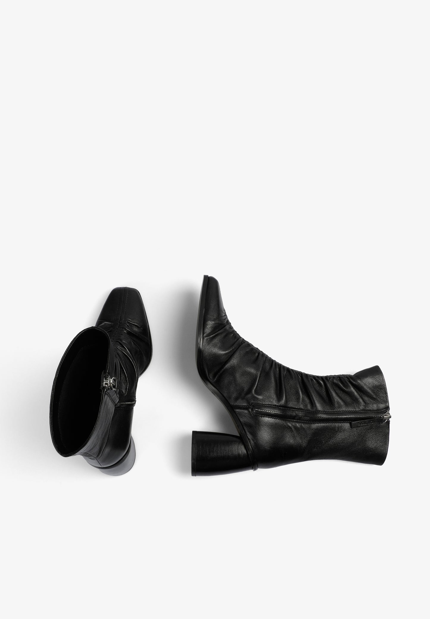SCBSANANAWRINKLEDSOFT BOOTS