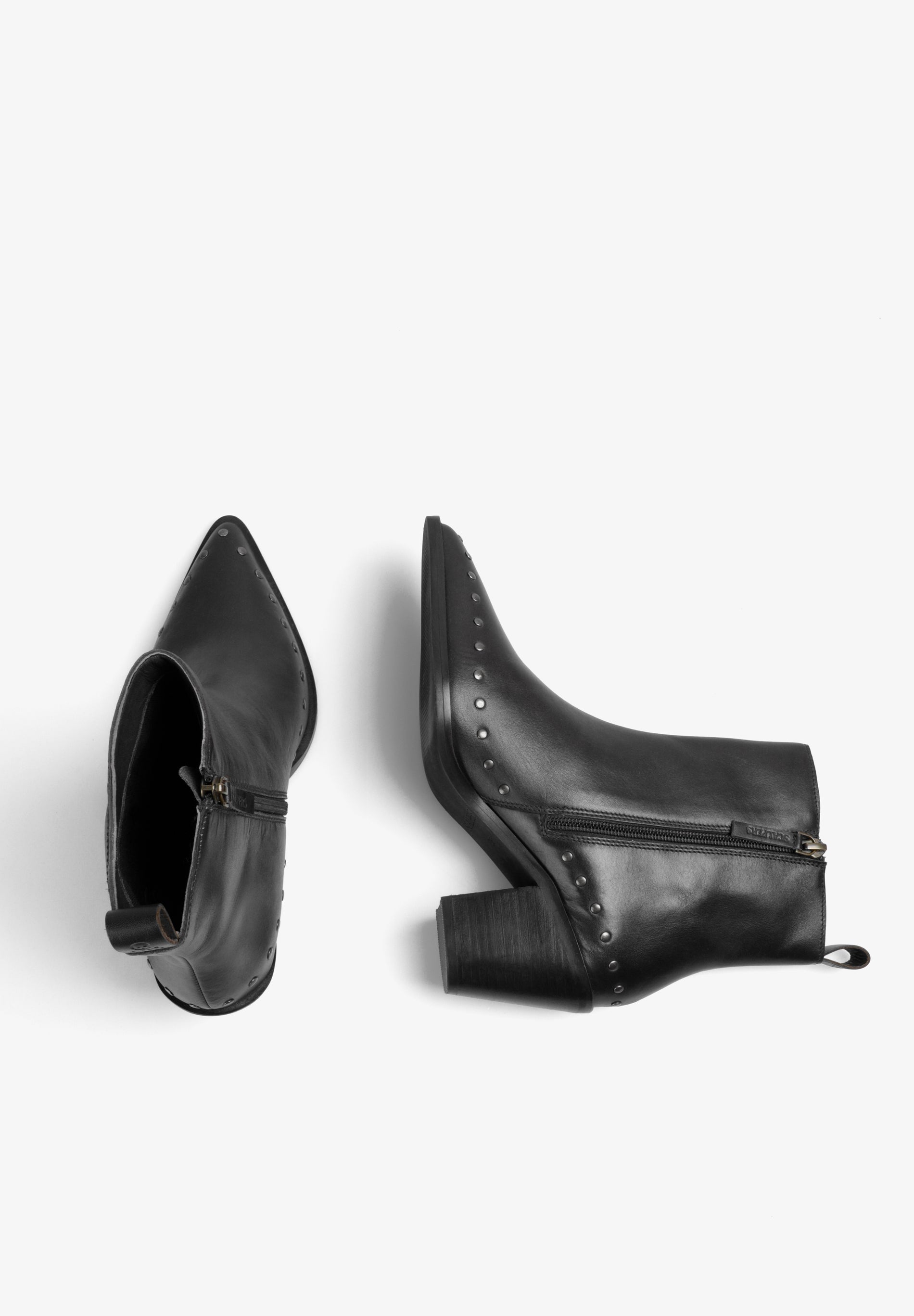 BOTAS DE PIEL CON TACHAS - Scalpers