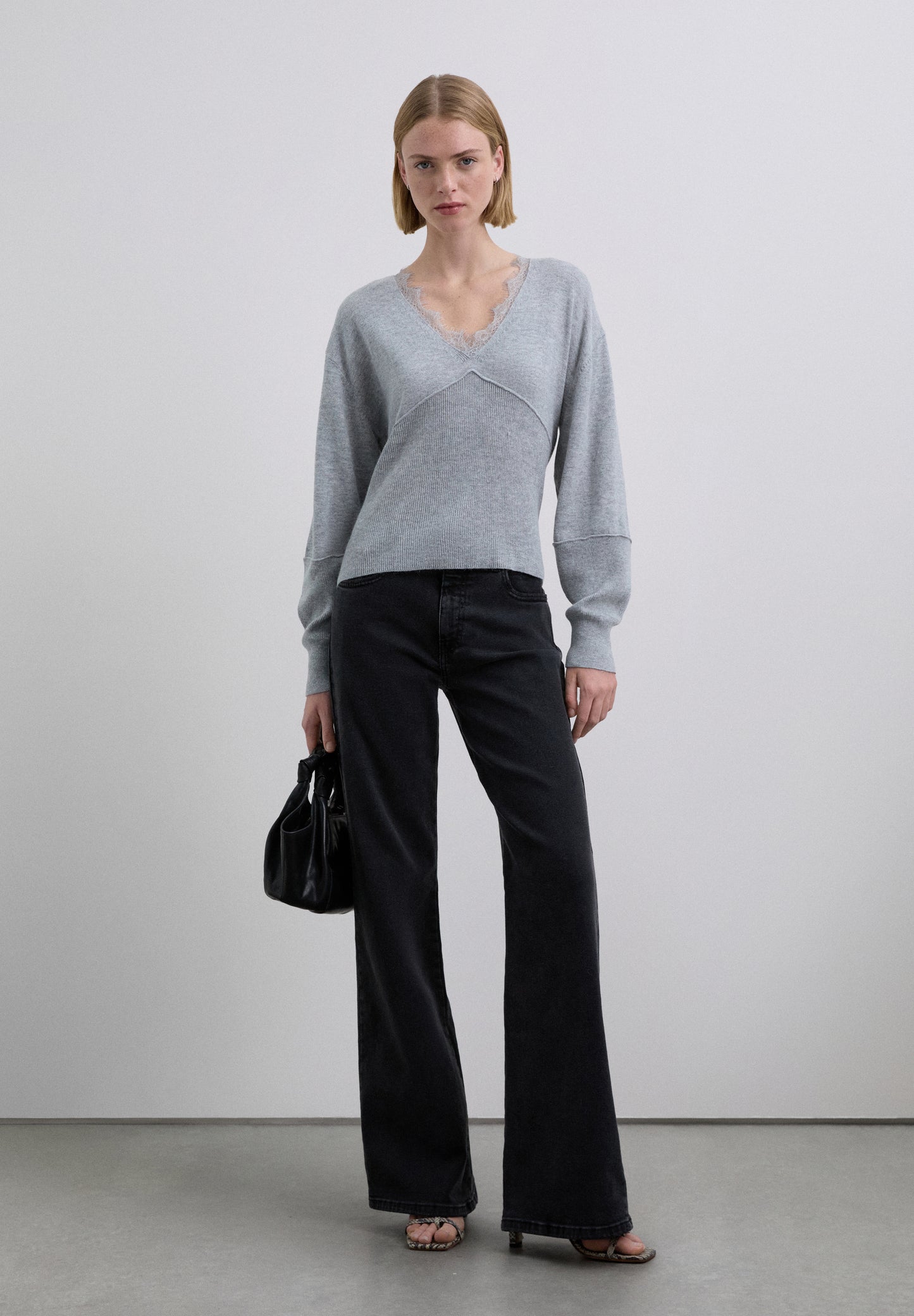 JERSEY CON DETALLE ENCAJE