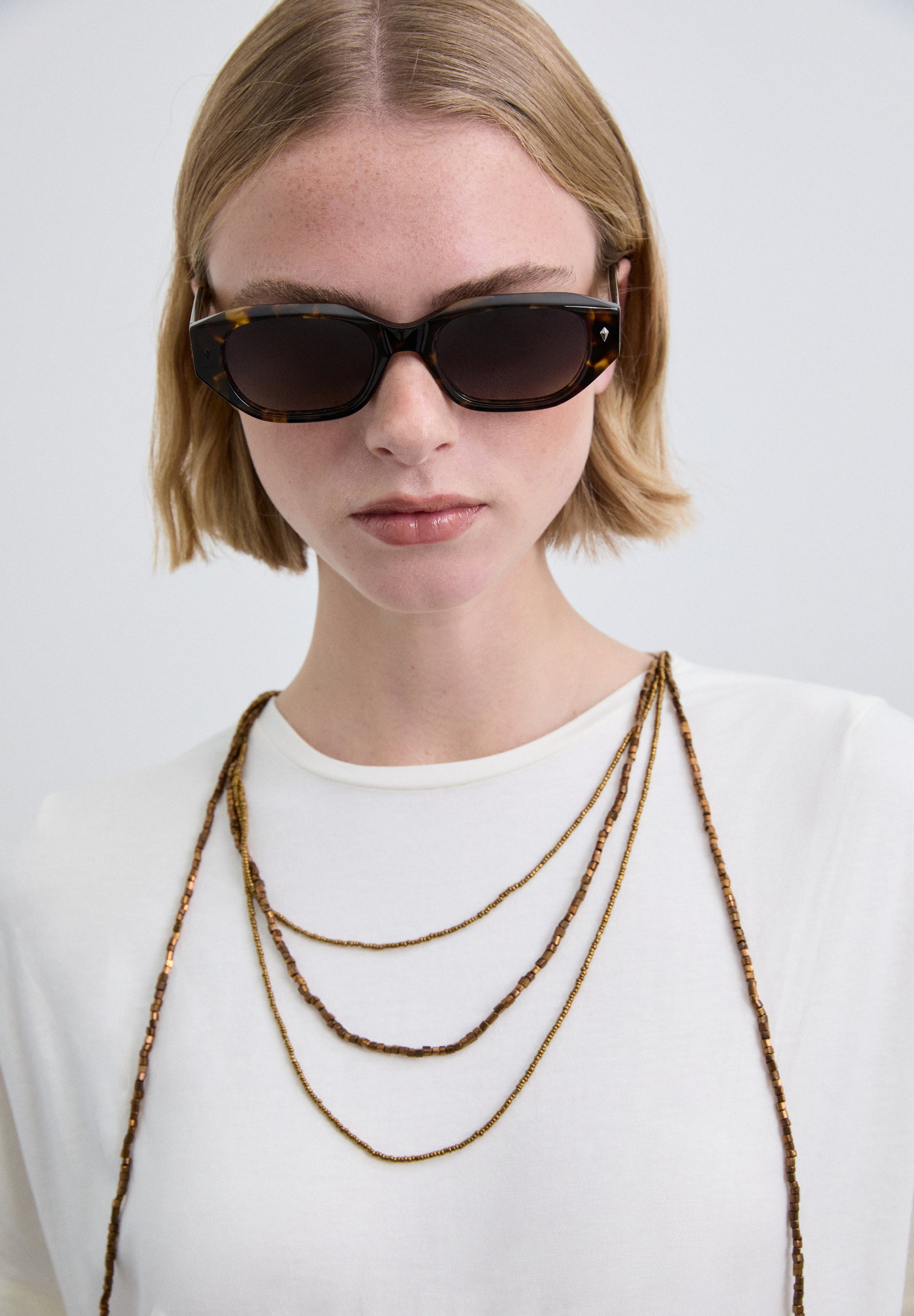 XM SCNECKLACE TEE - Scalpers