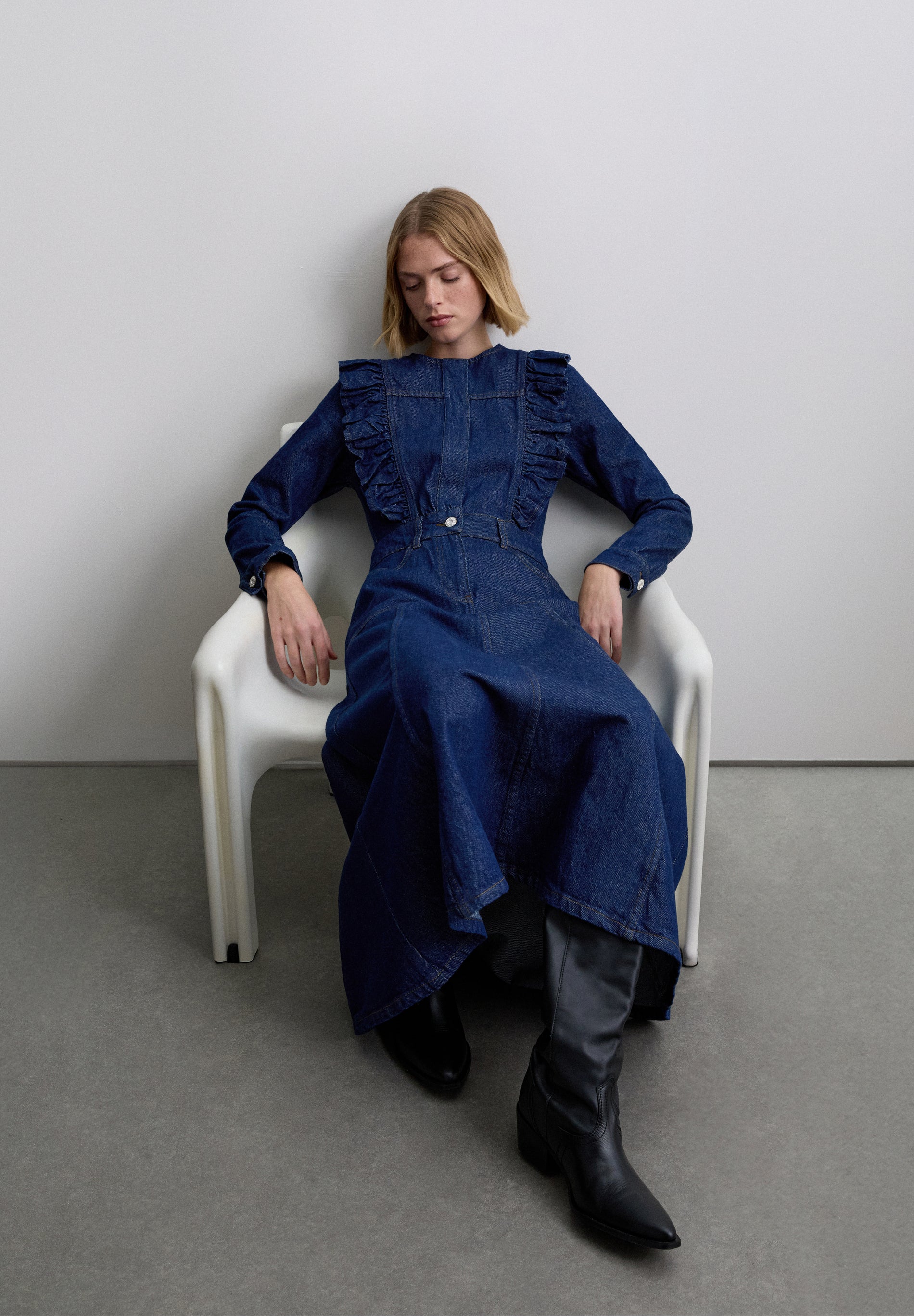 VESTIDO DENIM CON VOLANTE