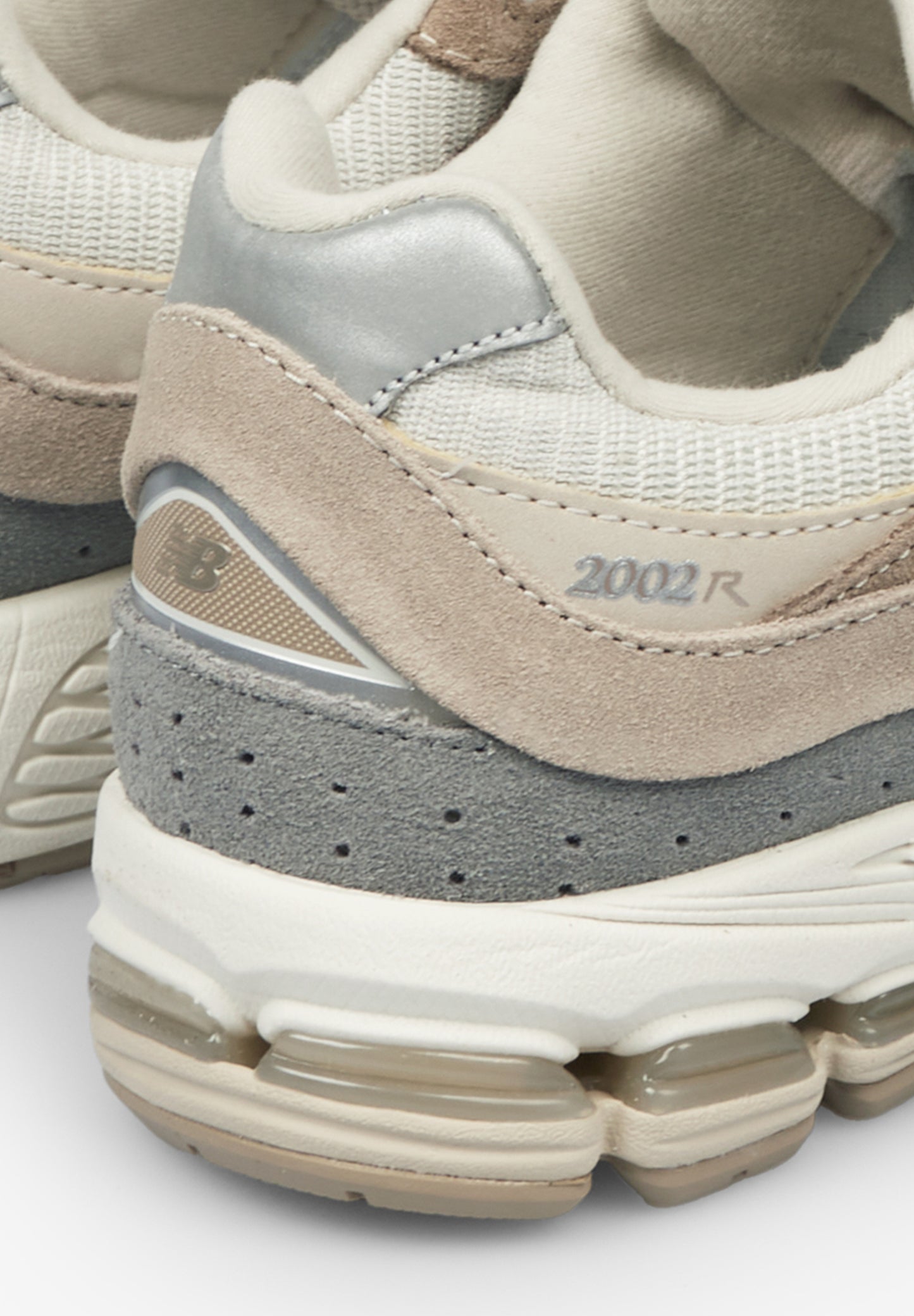 NEW BALANCE | SNEAKERS 2002R MUJER