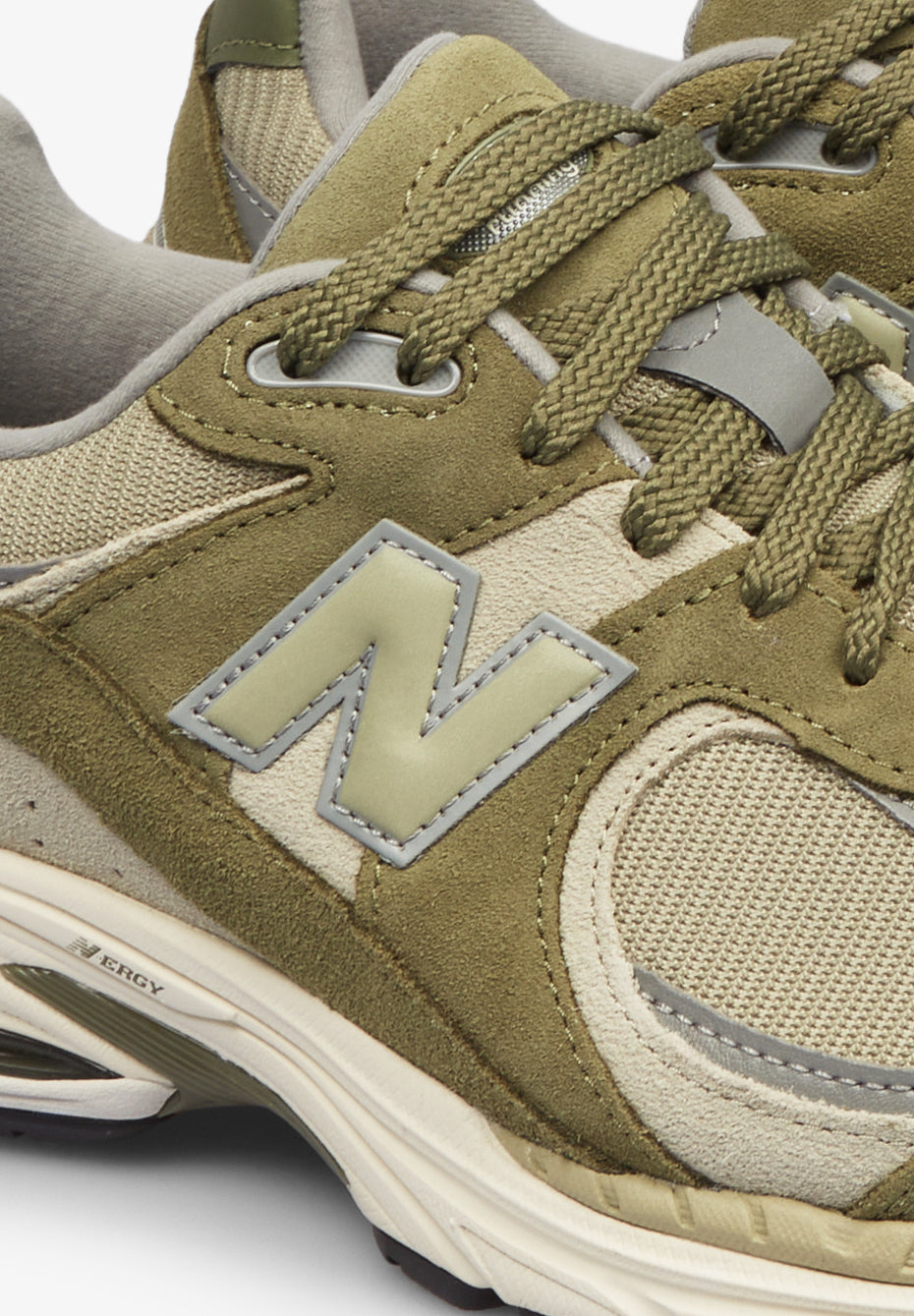 NEW BALANCE | SNEAKERS 2002R