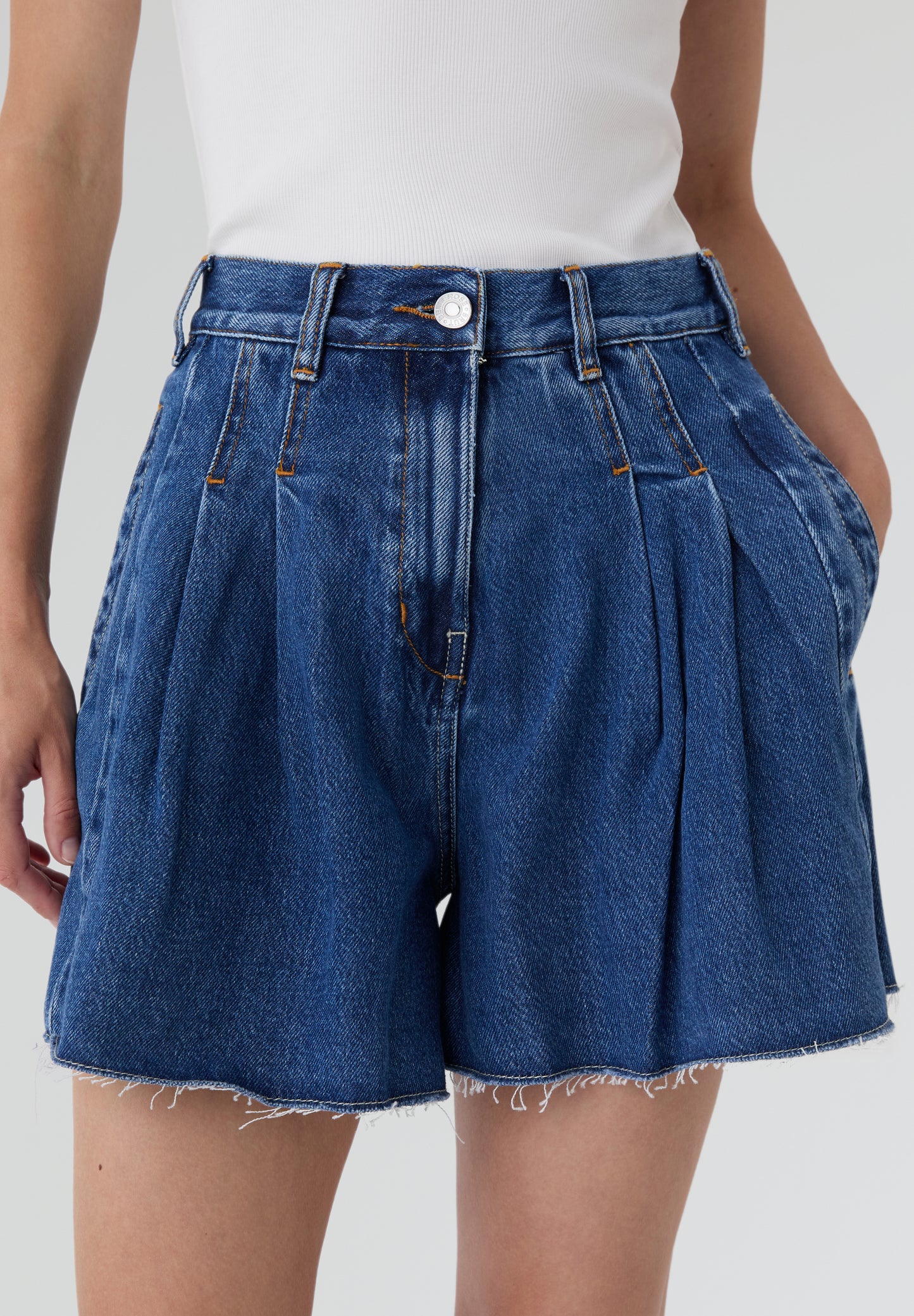 BELLEROSE | SHORT PRESLEY