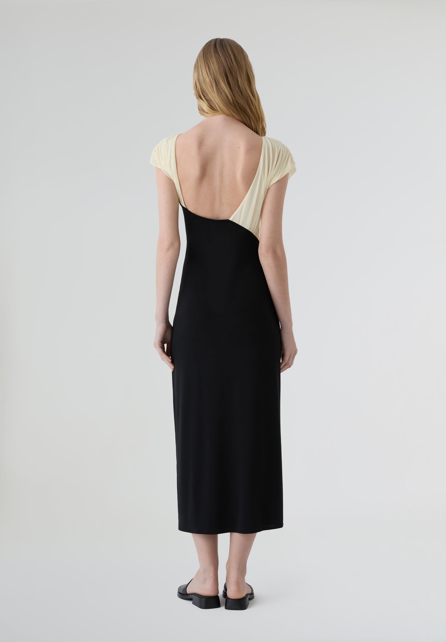 LAAGAM | VESTIDO LIBRA