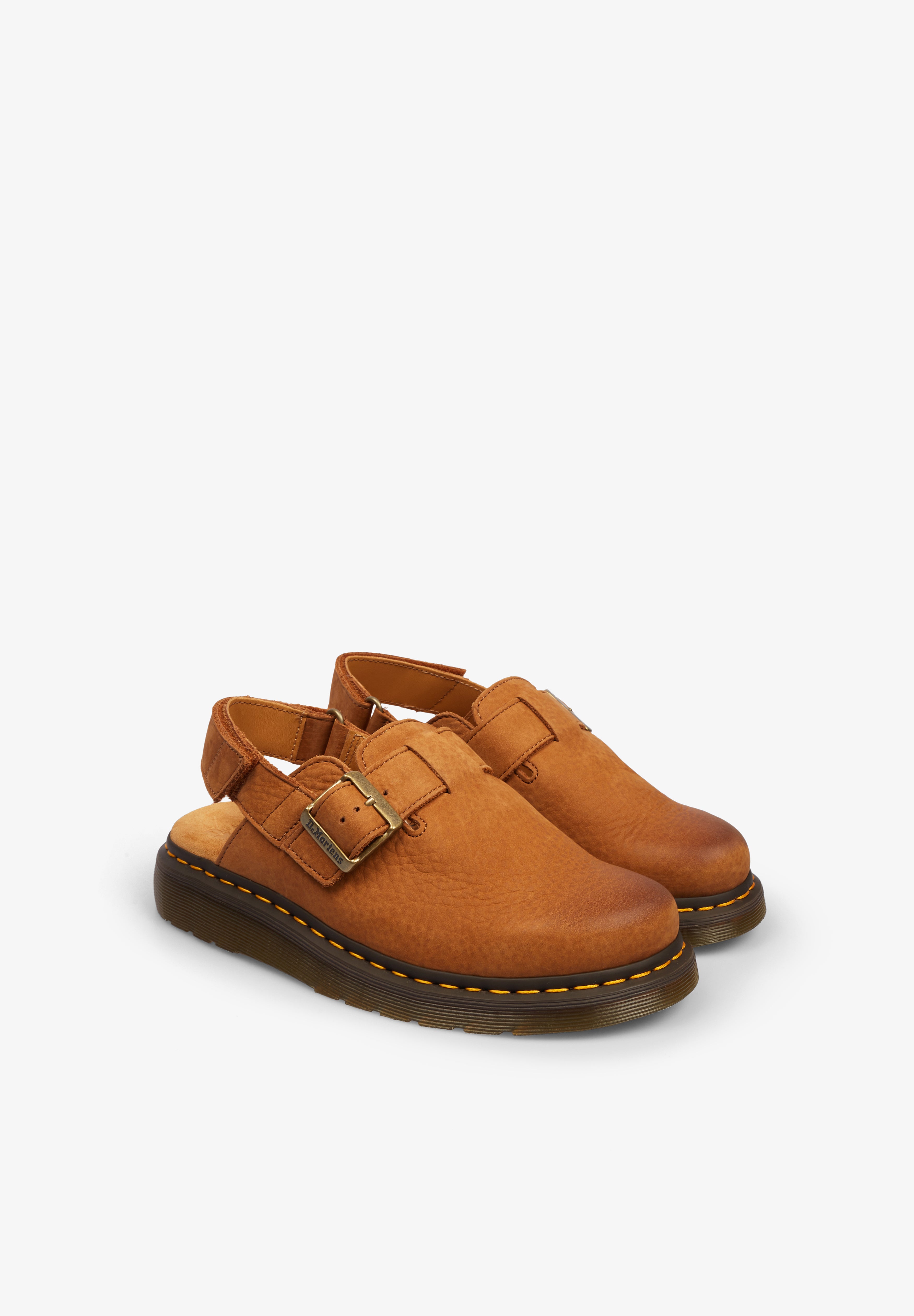 DR MARTENS | ZUECOS JORGE II