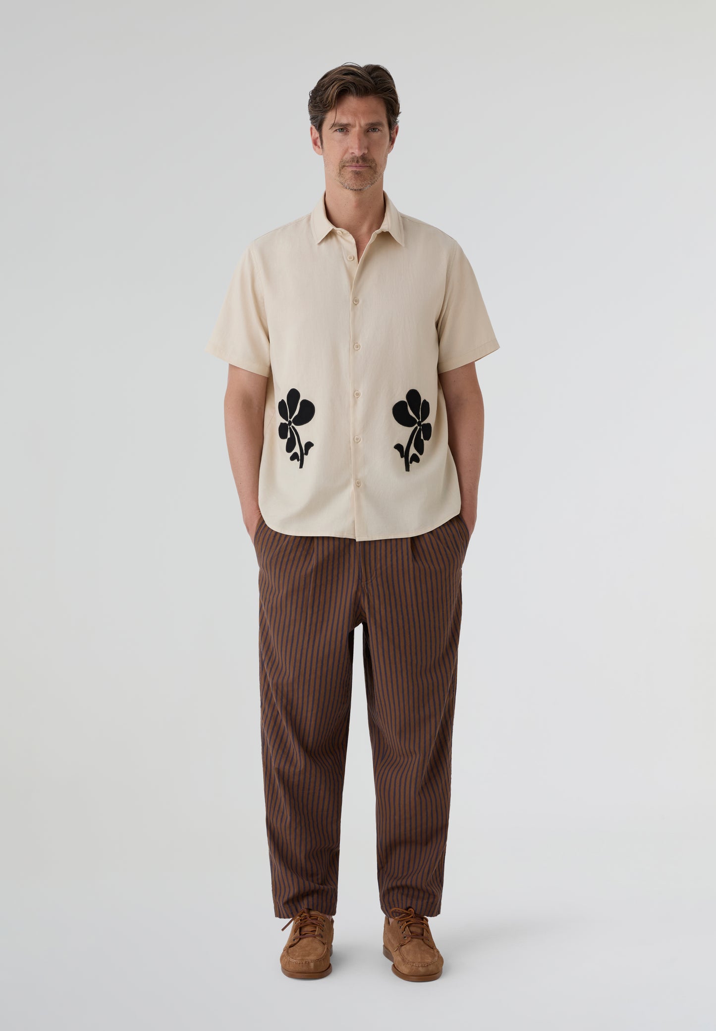 THINKING MU | PANTALÓN RAYAS LUC HOMBRE