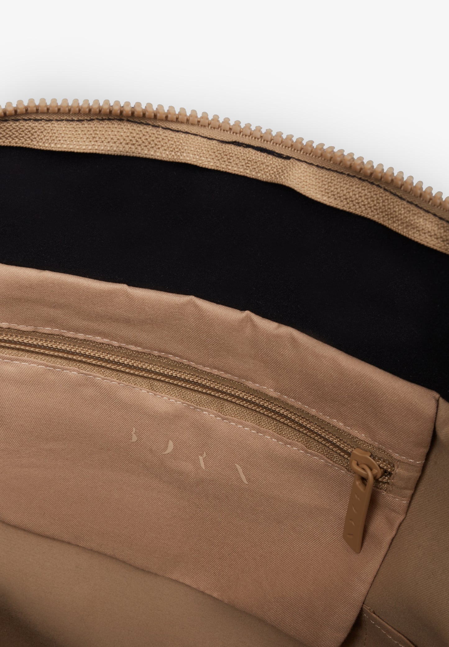 BORN LIVING YOGA | BOLSO NEST
