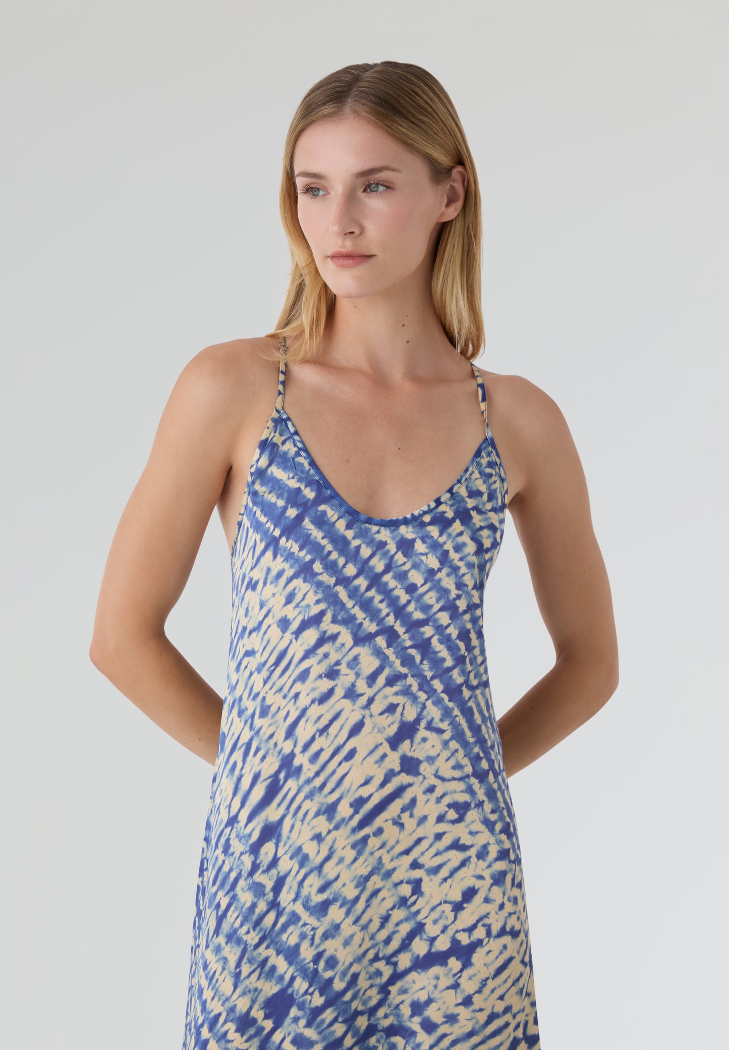 MI&CO | VESTIDO SANTANY
