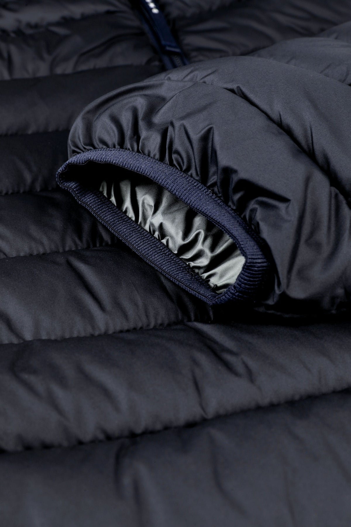 DEEPLY | CHAQUETA ACOLCHADA MAT