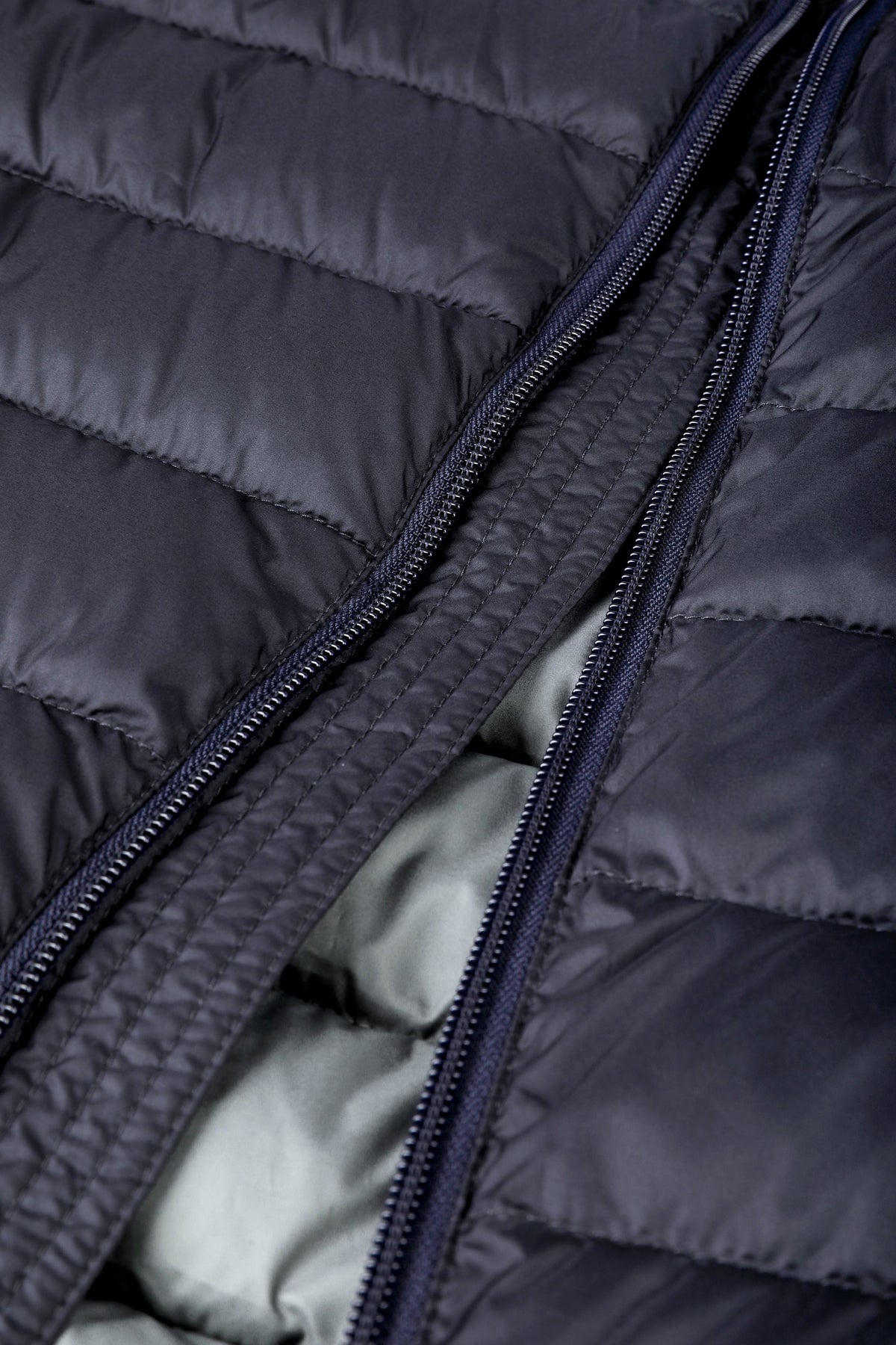 DEEPLY | CHAQUETA ACOLCHADA MAT