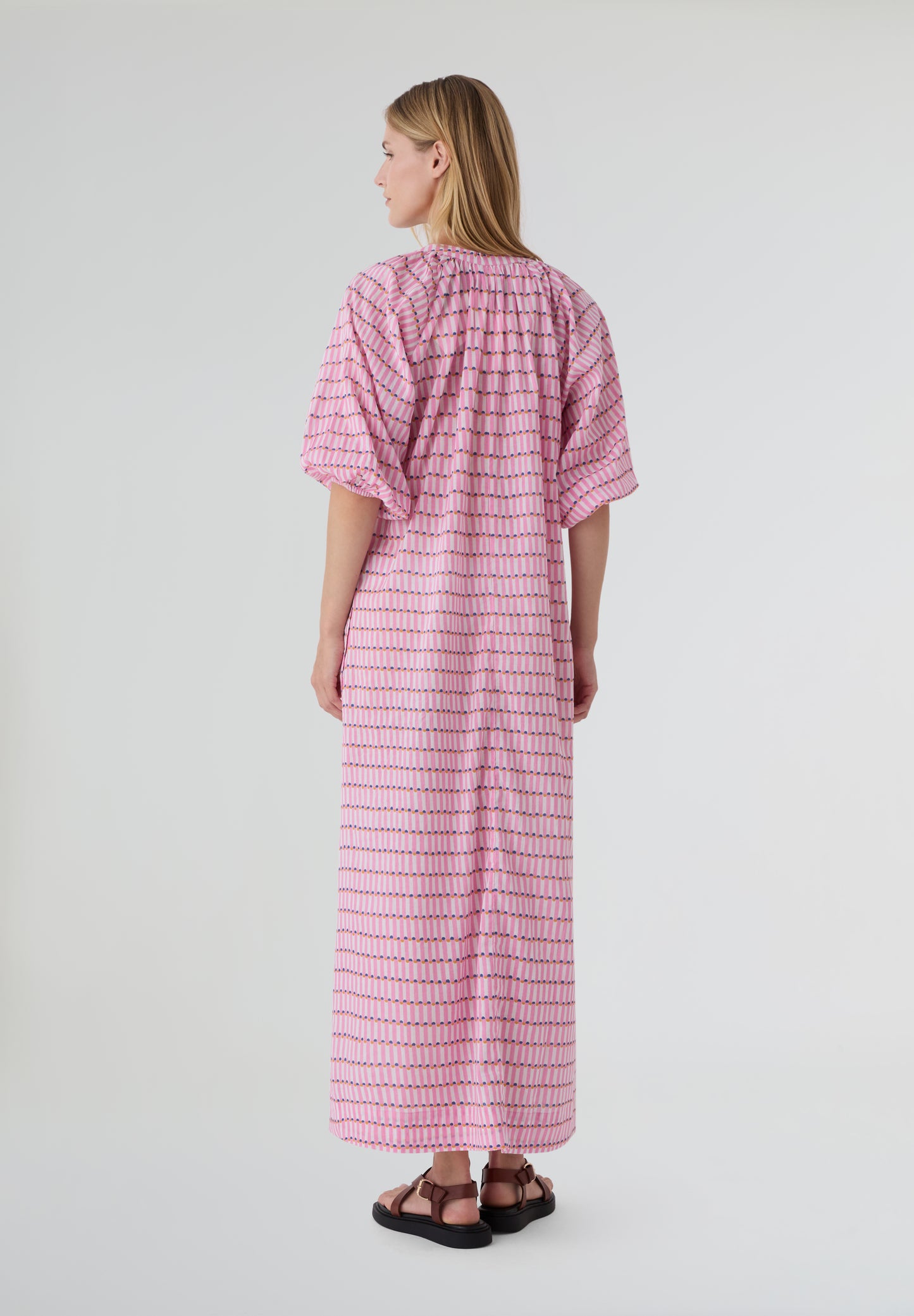 BABBAKI | VESTIDO DELOS ROSA