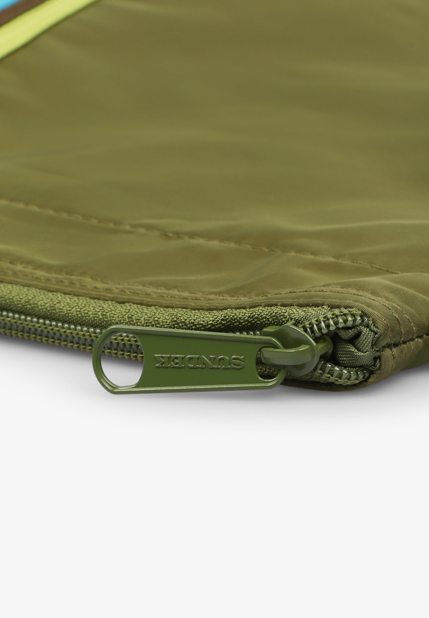 SUNDEK | BOLSO DE MANO LUDVIG