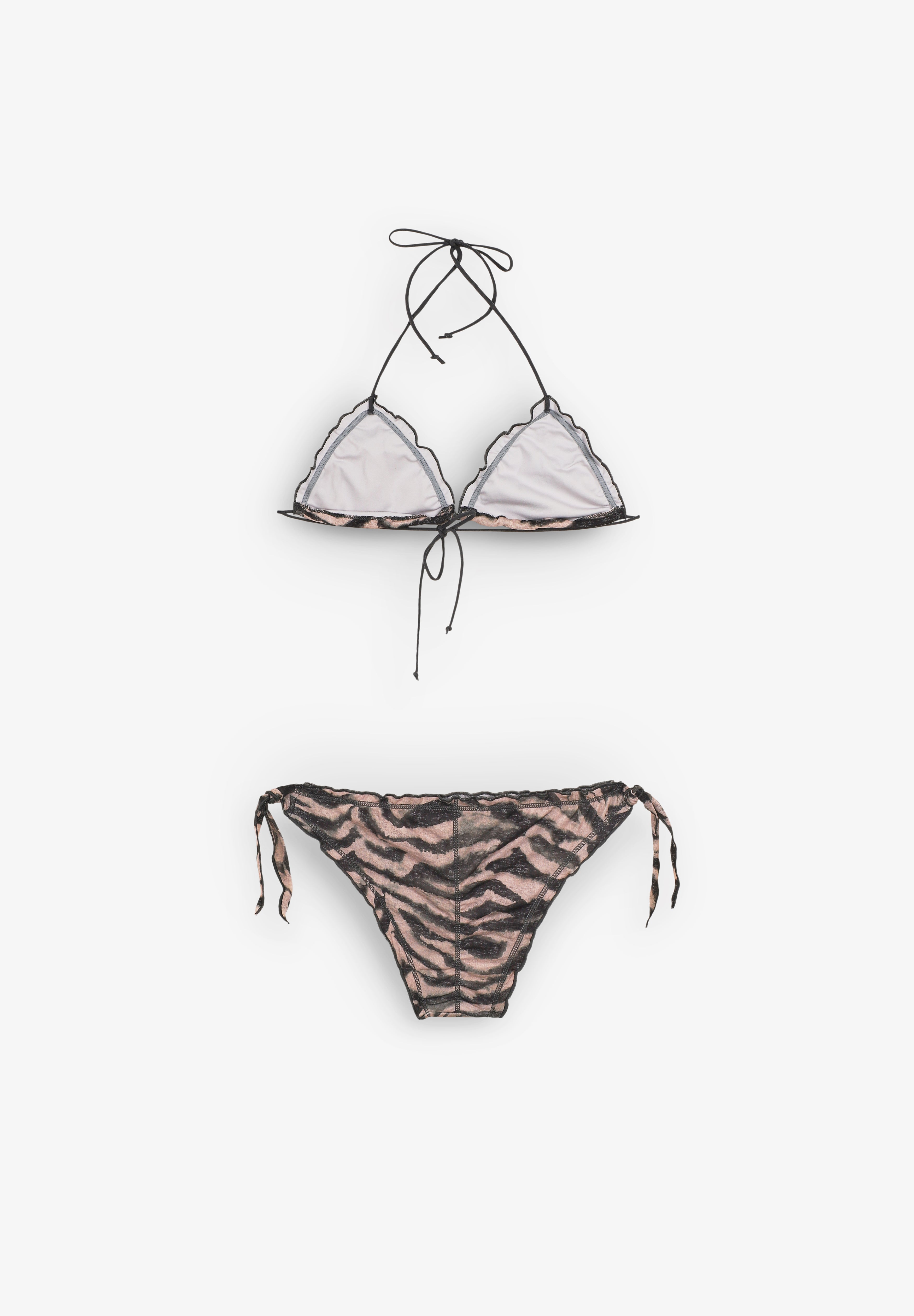 CAMILA CTG | BIKINI SELENE RIZO