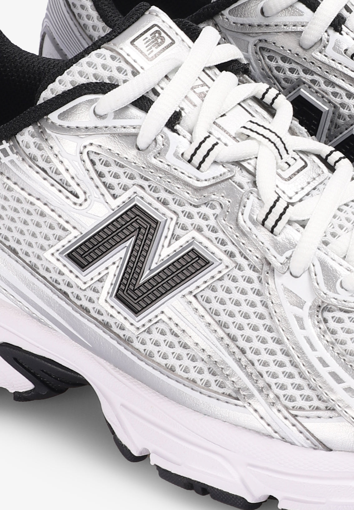NEW BALANCE | SNEAKERS 740 MUJER