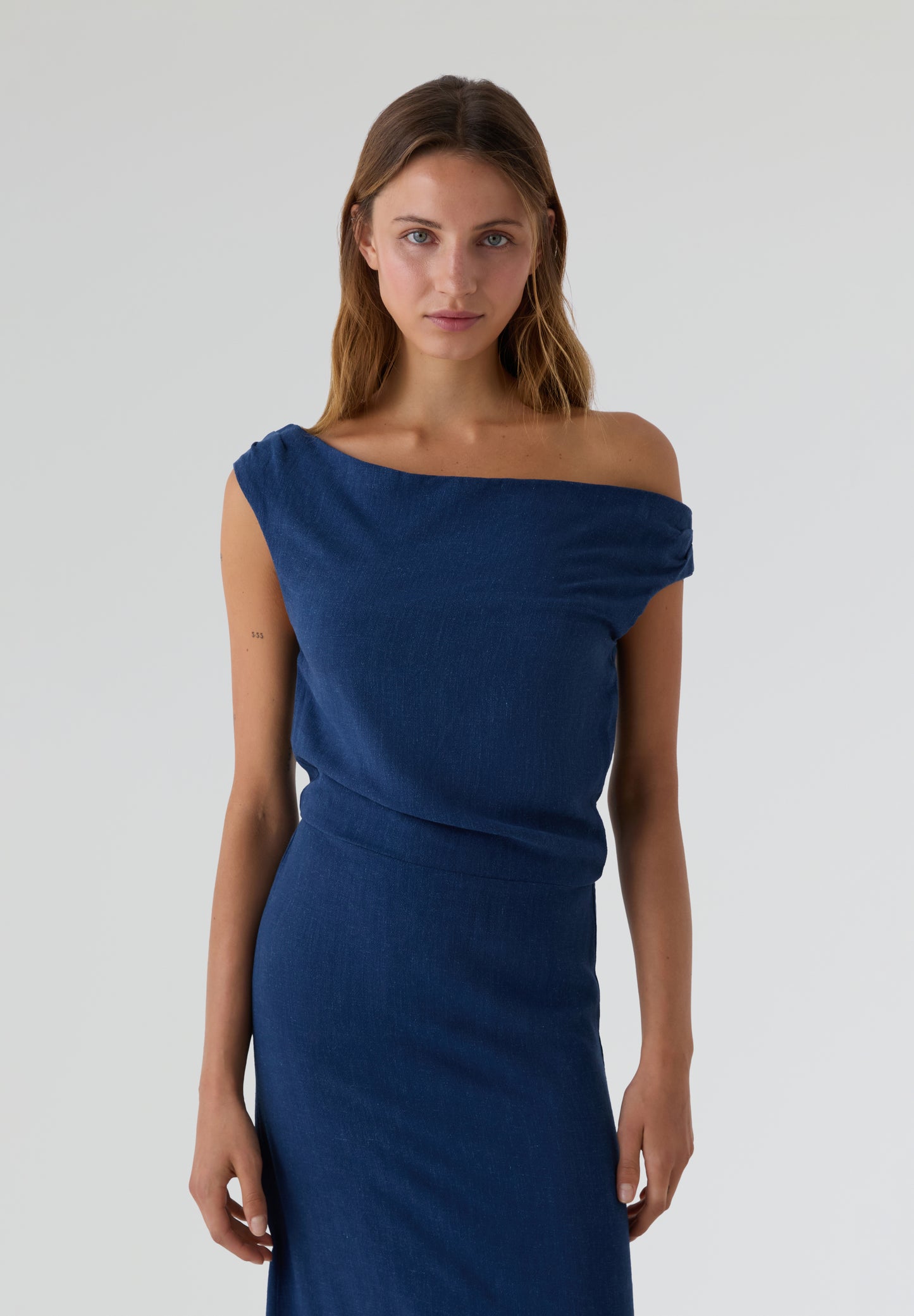 RAMSOS | VESTIDO ASIMÉTRICO DE LINO