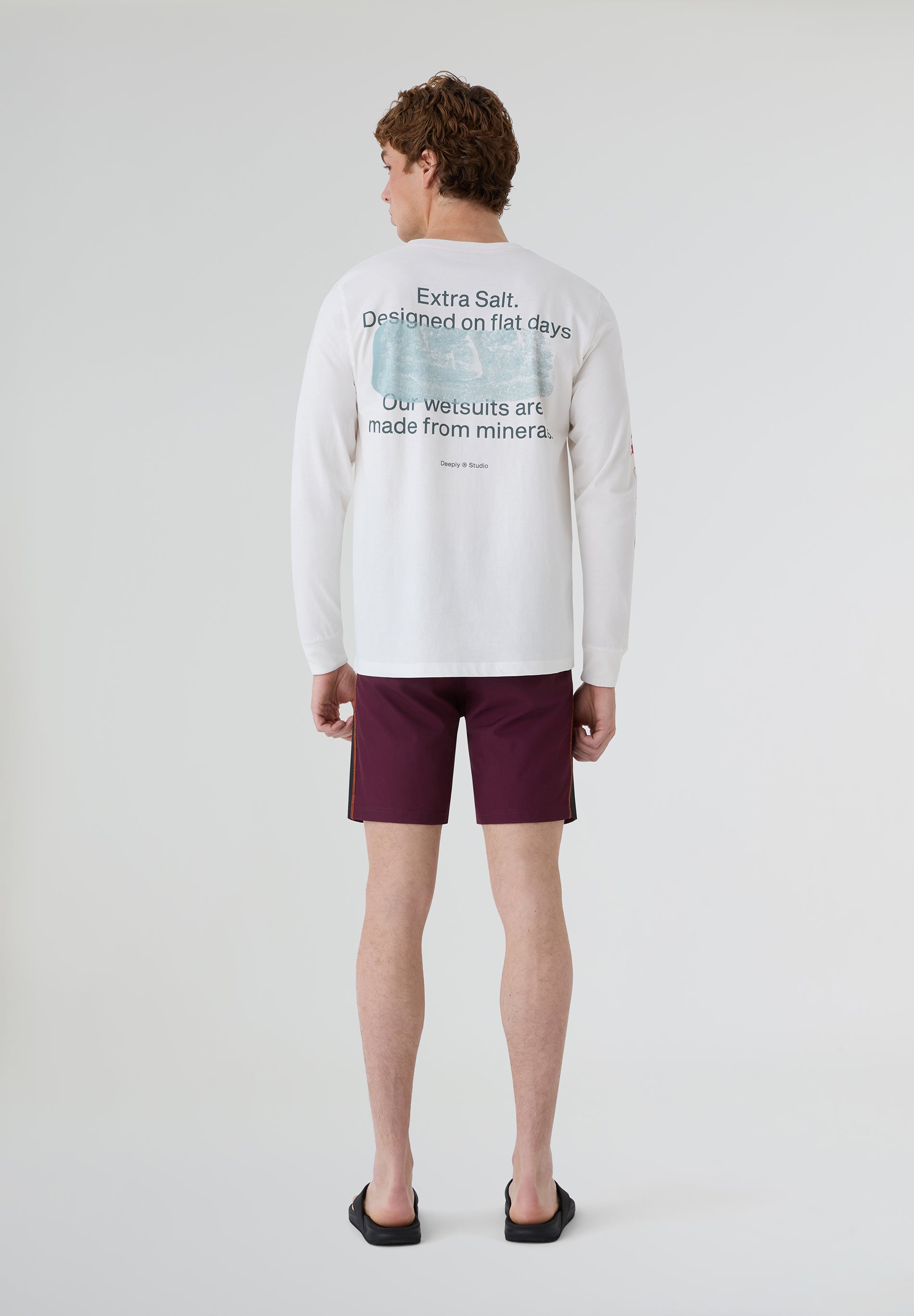 DEEPLY | CAMISETA MANGA LARGA MINERAL - Scalpers