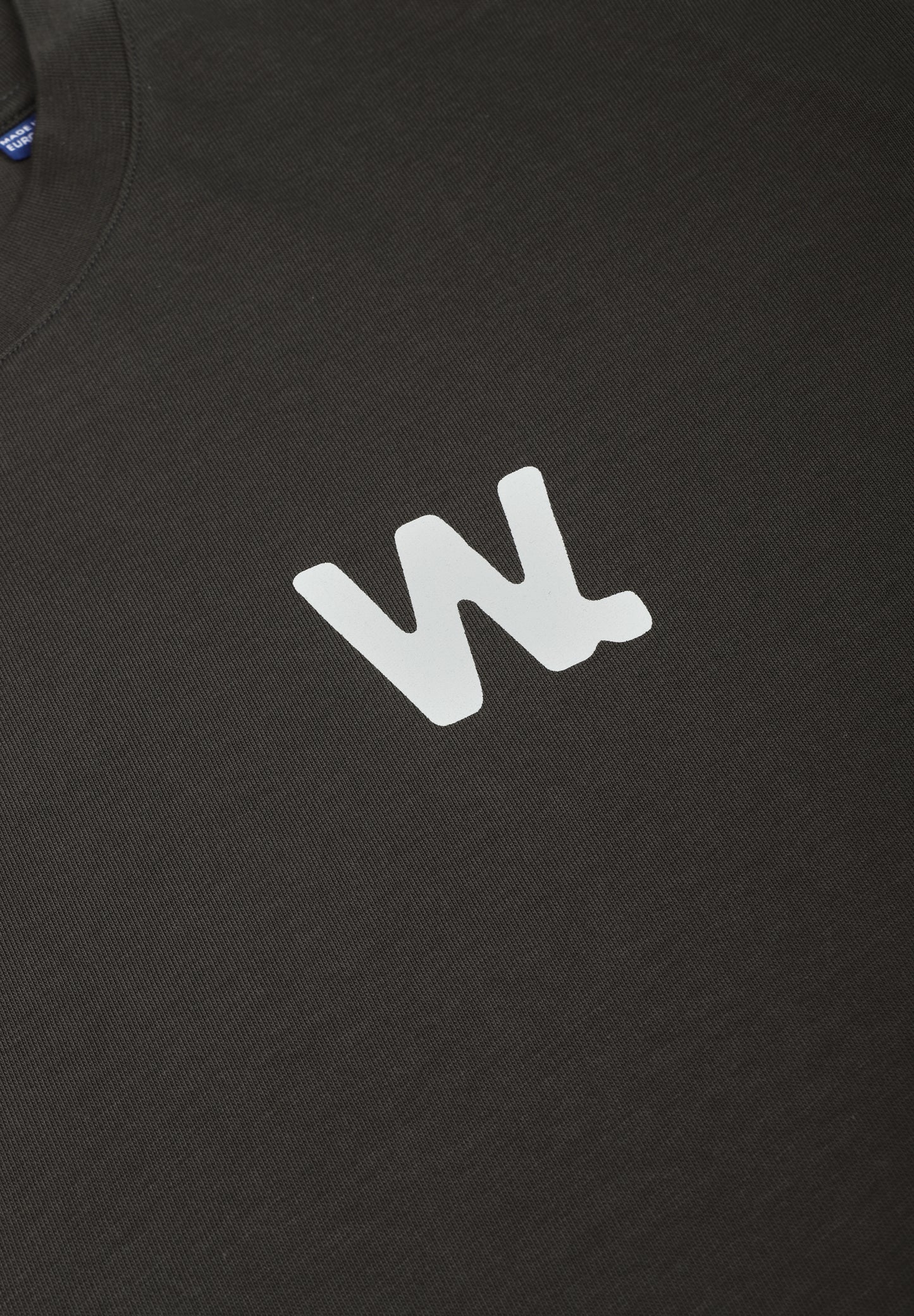WE ARE NOT FRIENDS | CAMISETA BOXY OFFLINE LOVE