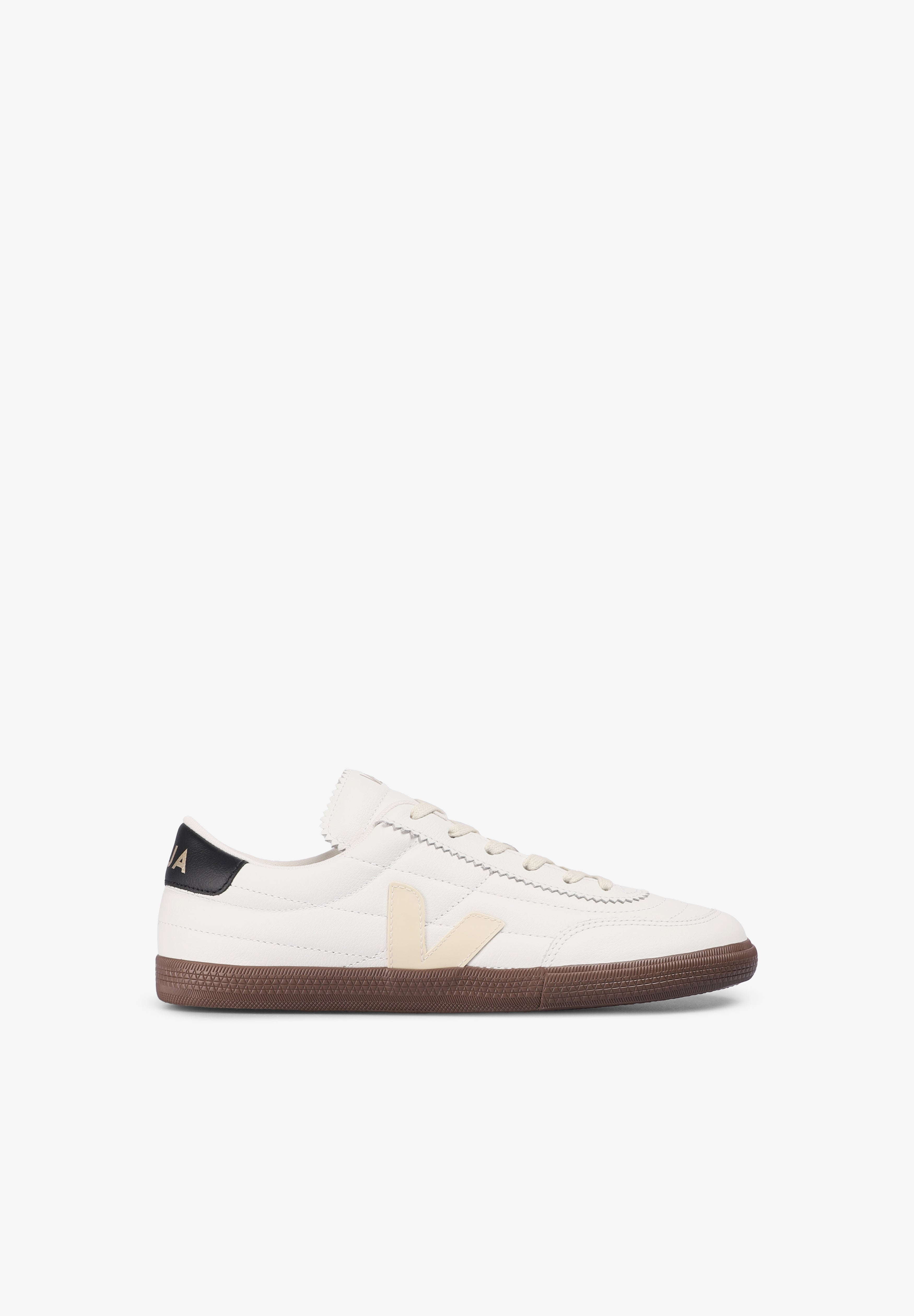 VEJA | SNEAKERS PANENKA