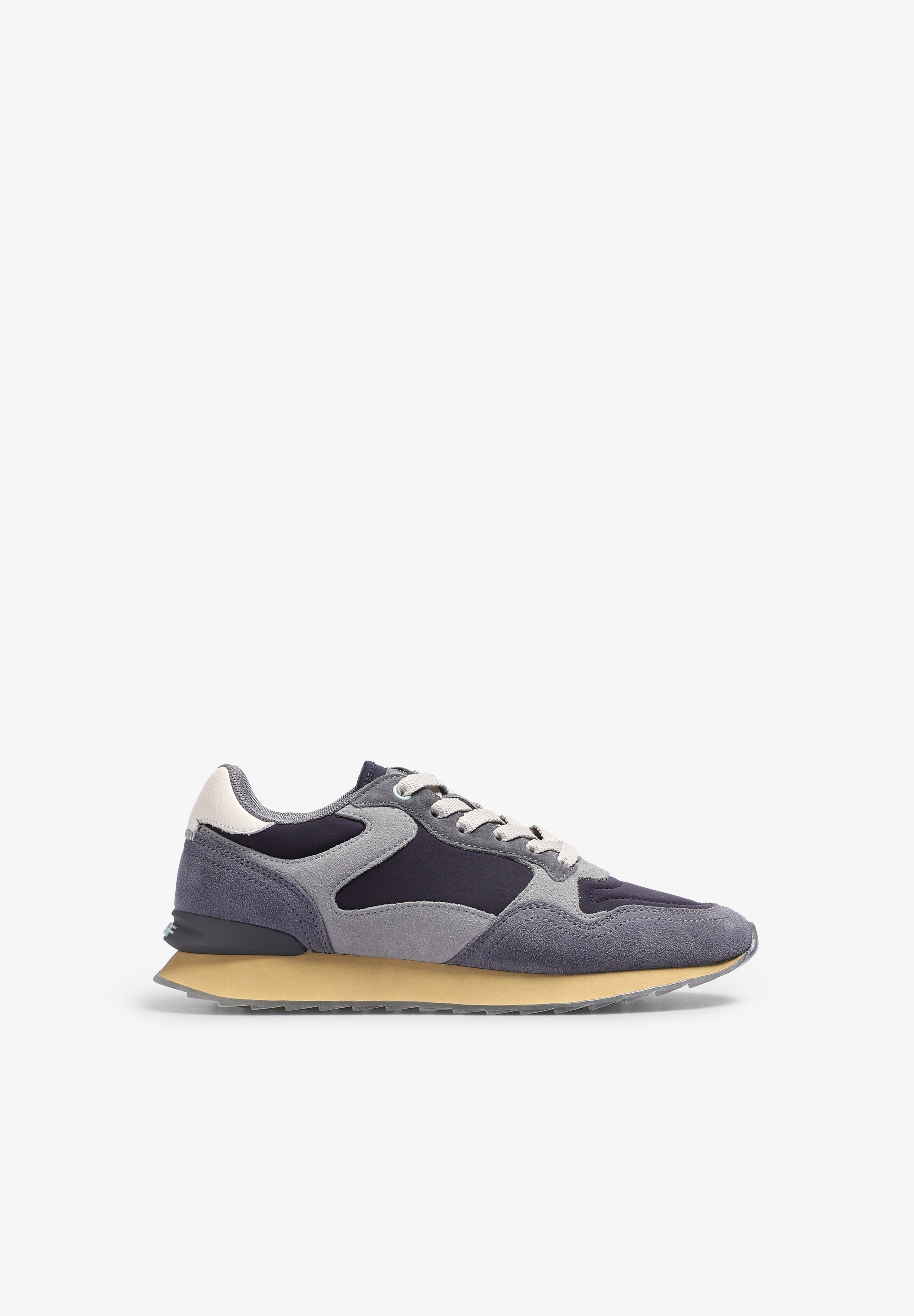 HOFF | SNEAKERS CITY MOSCOW MUJER