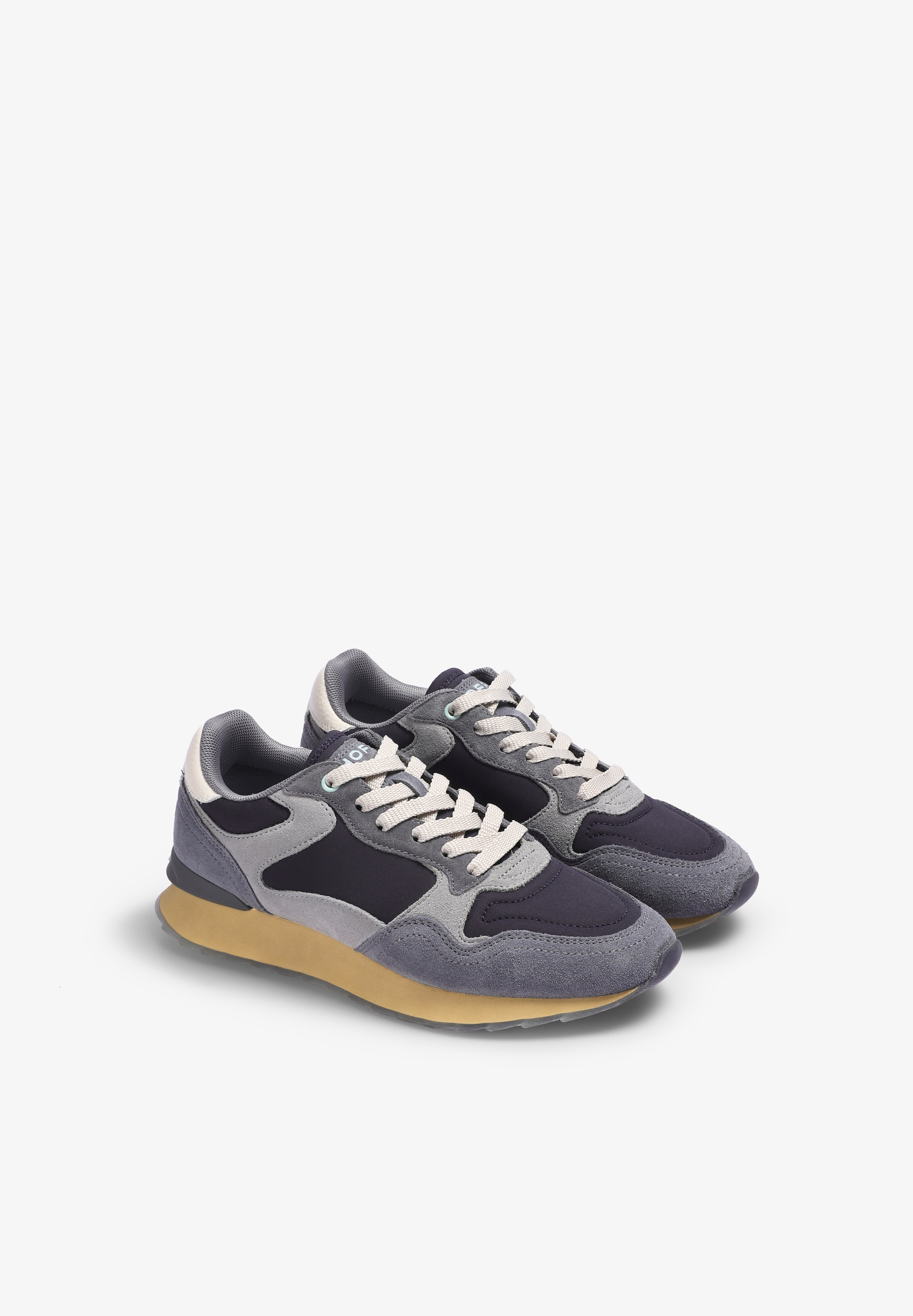 HOFF | SNEAKERS CITY MOSCOW MUJER