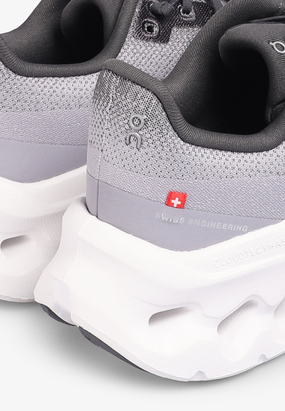 ON | SNEAKERS CLOUDTILT MUJER