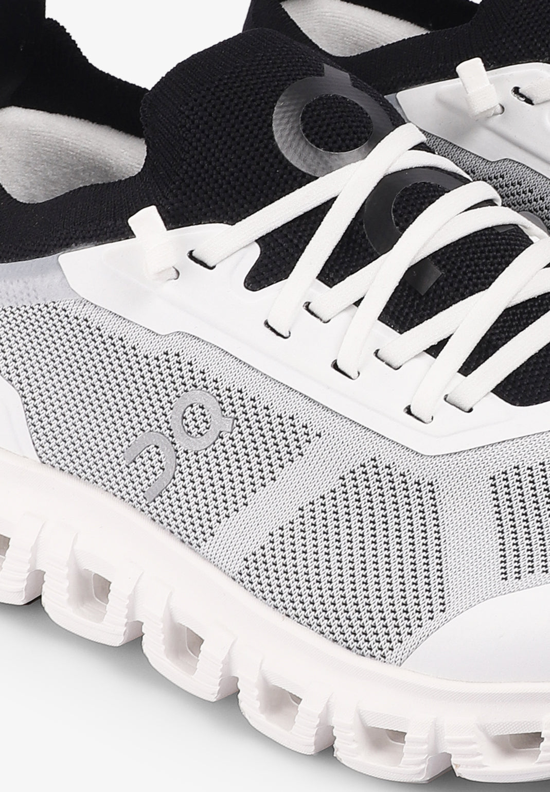 ON | SNEAKERS CLOUD 6 VERSA HOMBRE