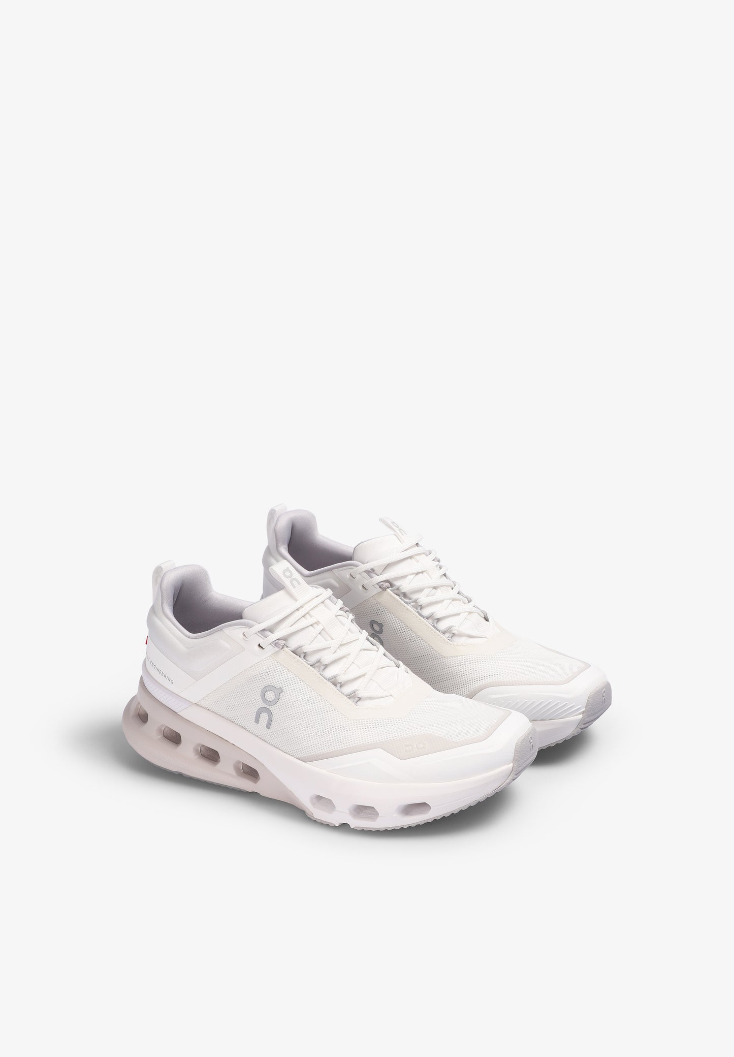 ON | SNEAKERS CLOUDNOVA X MUJER