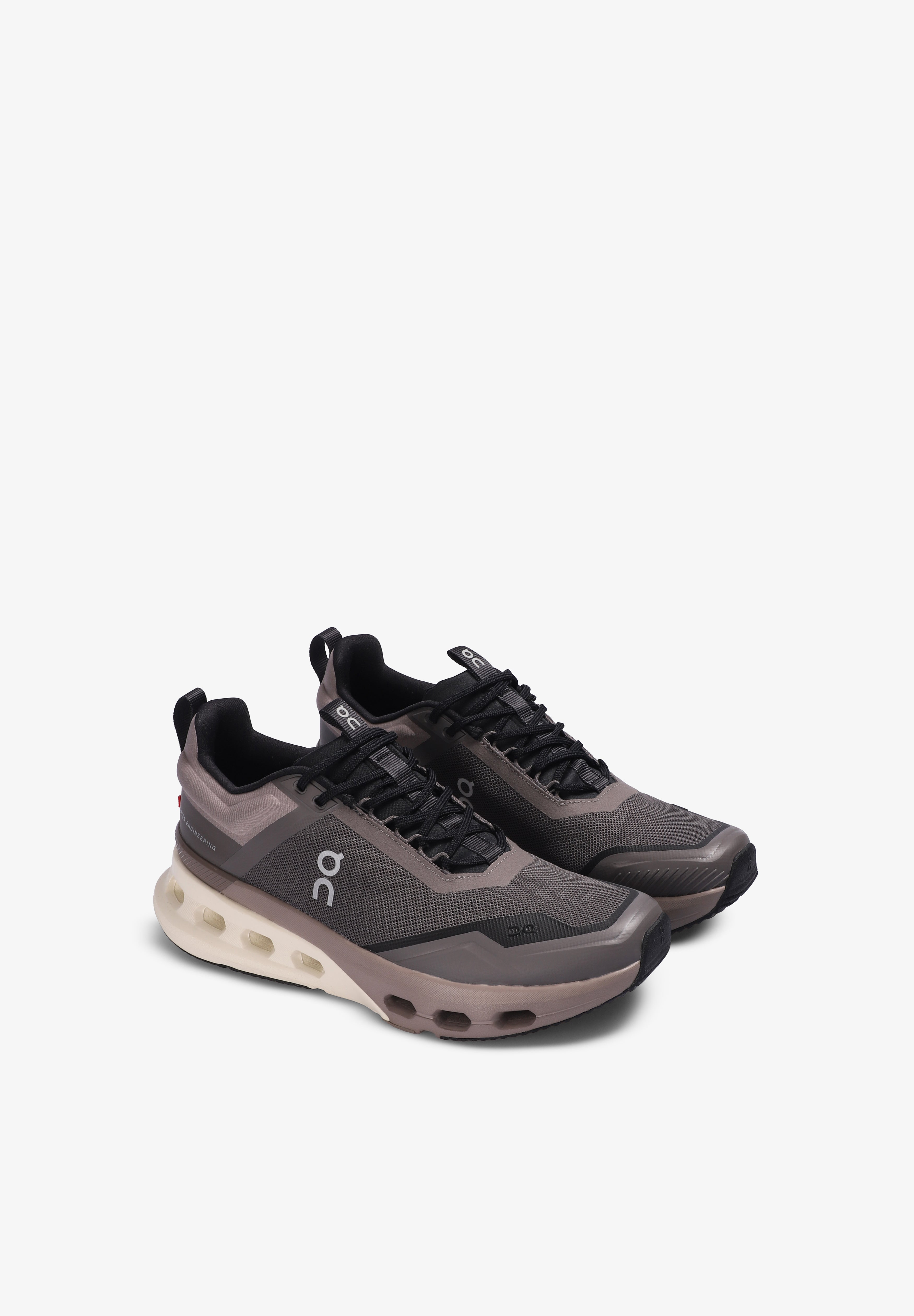 ON | SNEAKERS CLOUDNOVA X HOMBRE