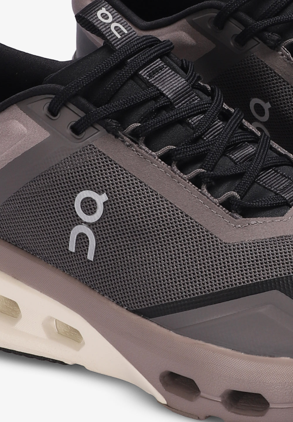 ON | SNEAKERS CLOUDNOVA X HOMBRE