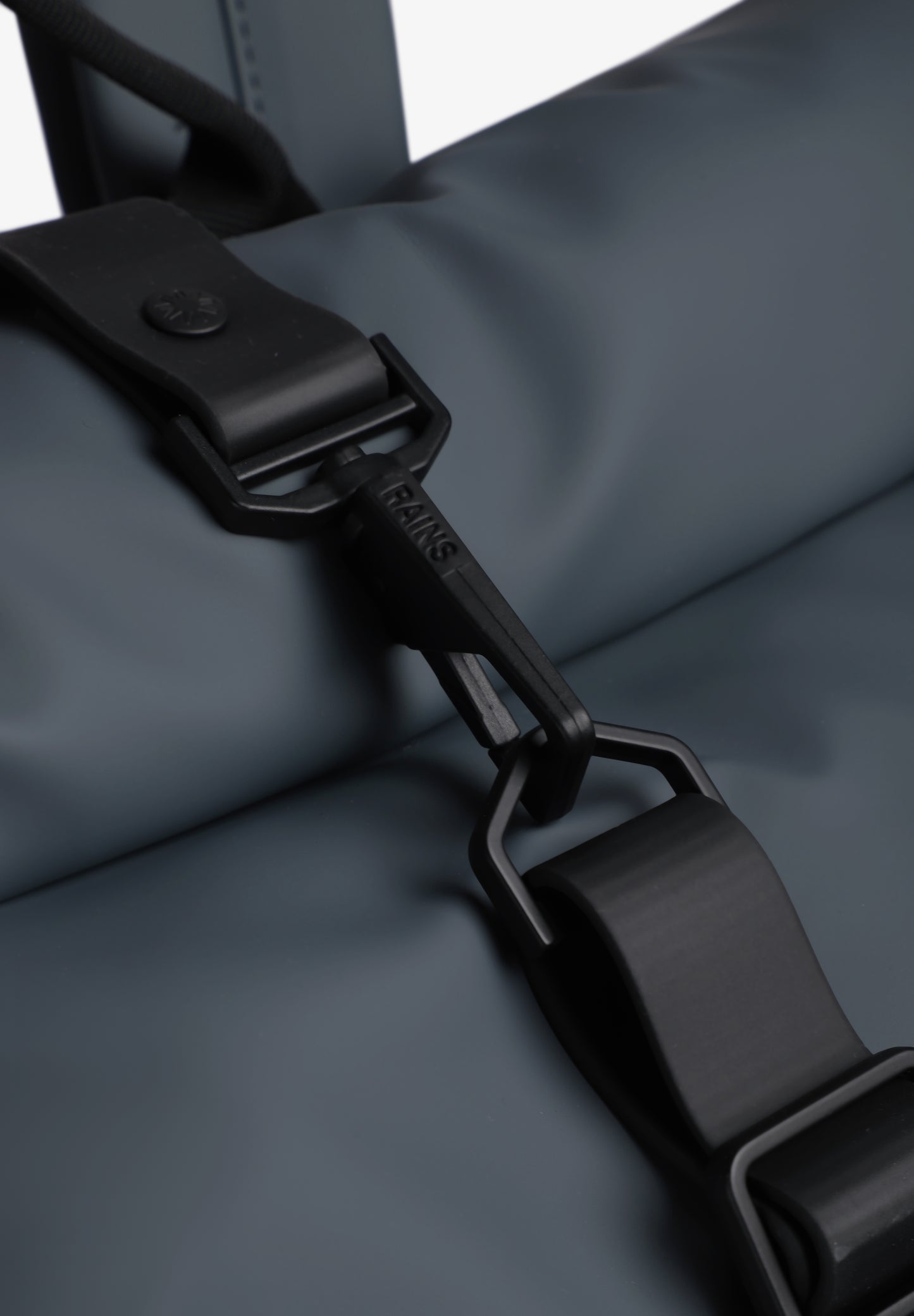 RAINS | MOCHILA ROLLTOP RUCKSACK W3