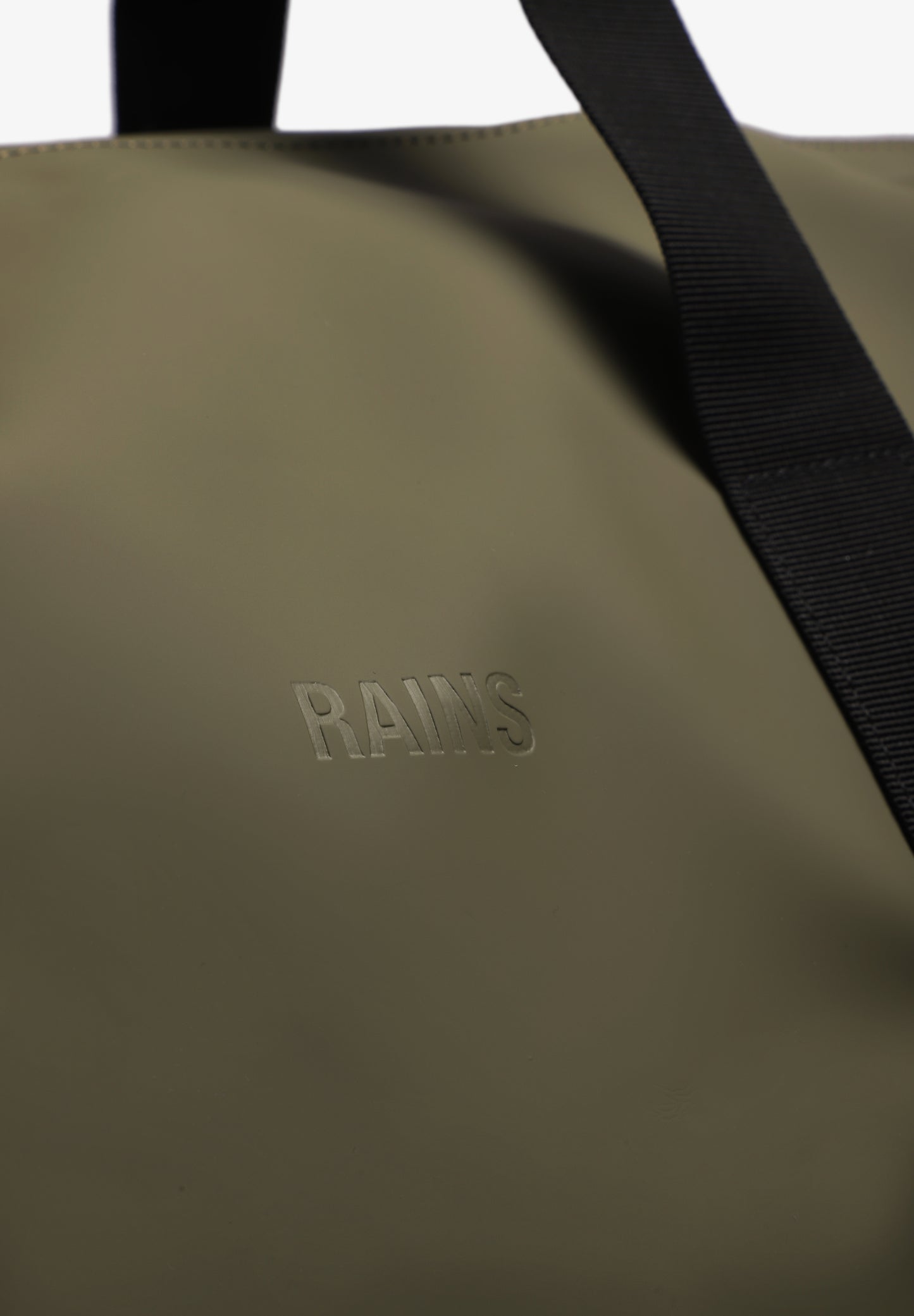 RAINS | BOLSA HILO WEEKEND W3