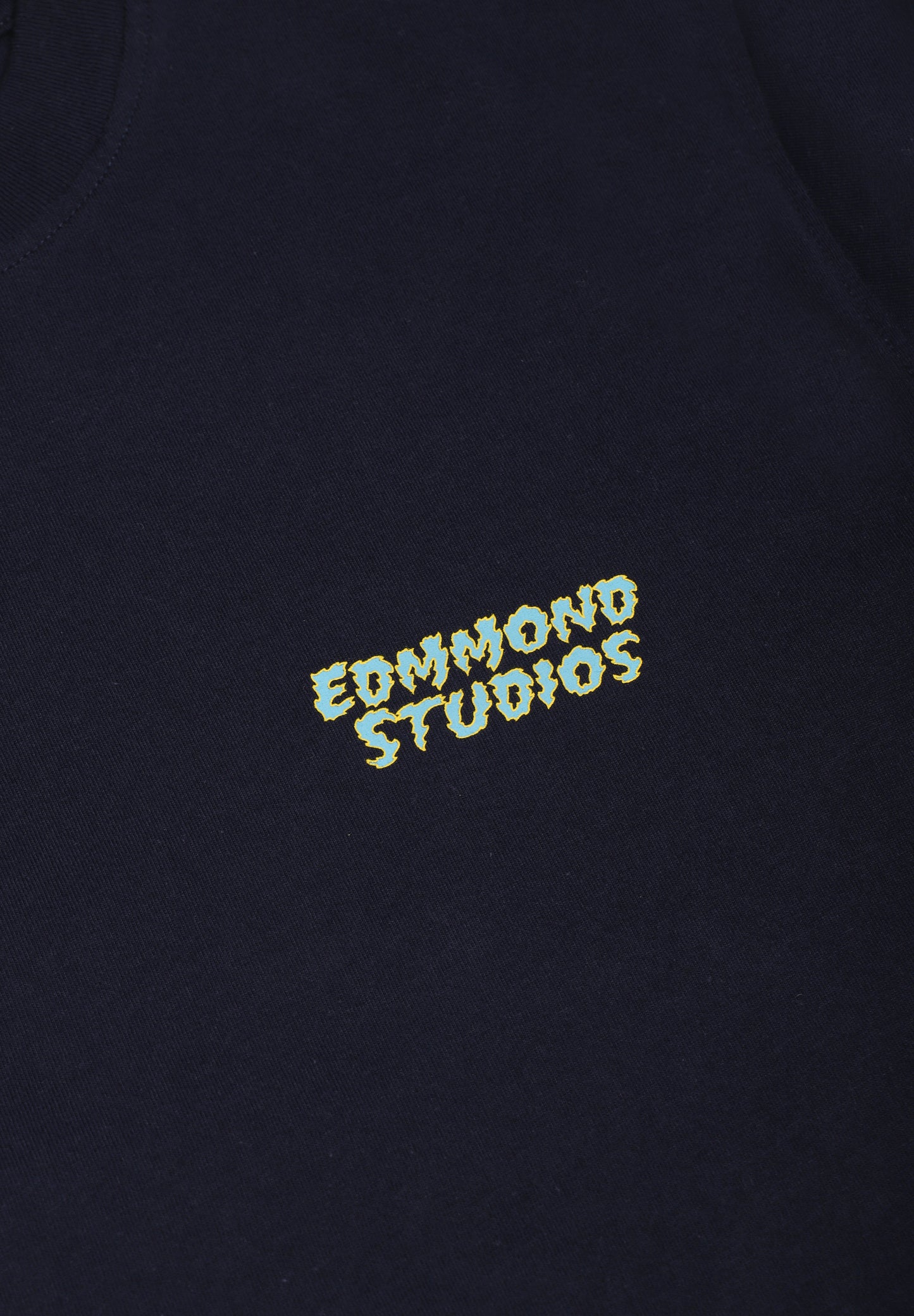 EDMMOND STUDIOS | CAMISETA LIBER