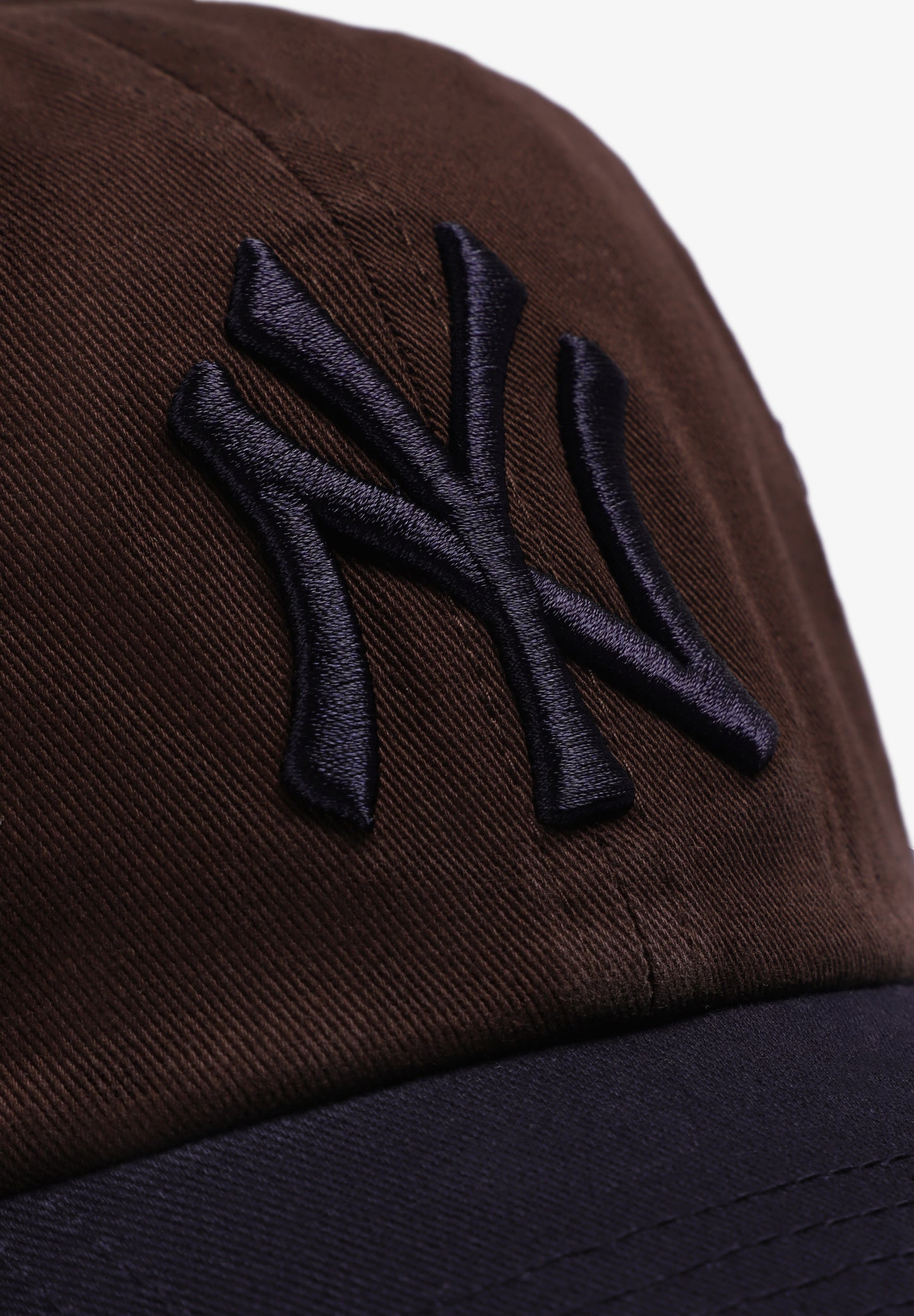 47 BRAND | GORRA MLB NEW YORK YANKEES TWO TONE ’47 CLEAN UP W/ NO LOOP LABEL