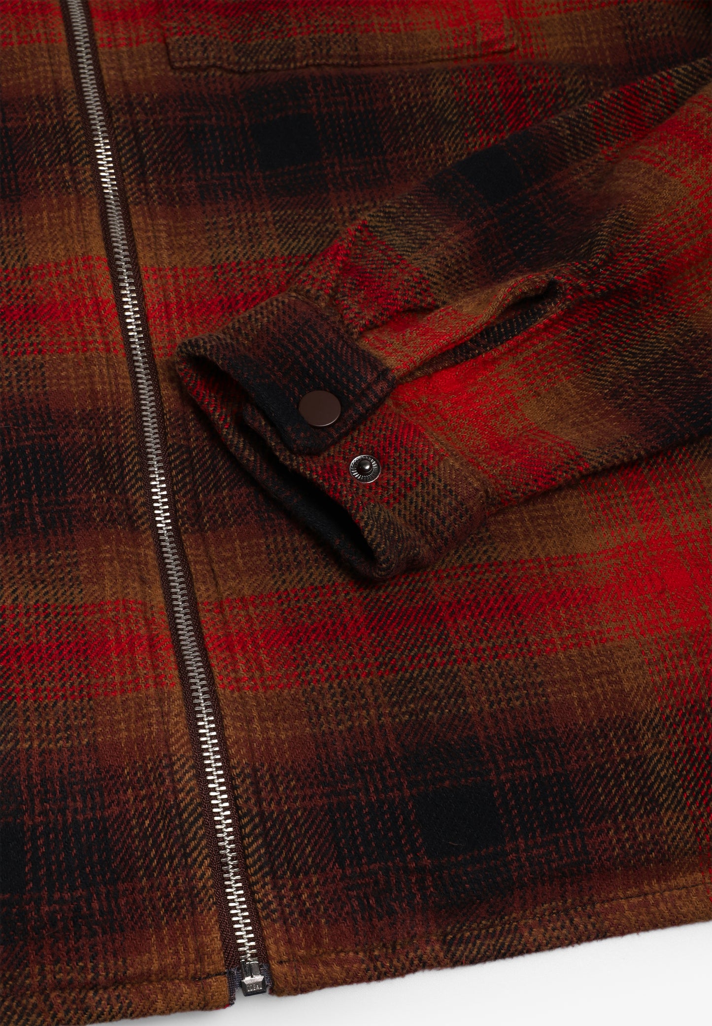 REVOLUTION | SOBRECAMISA ZIPPER