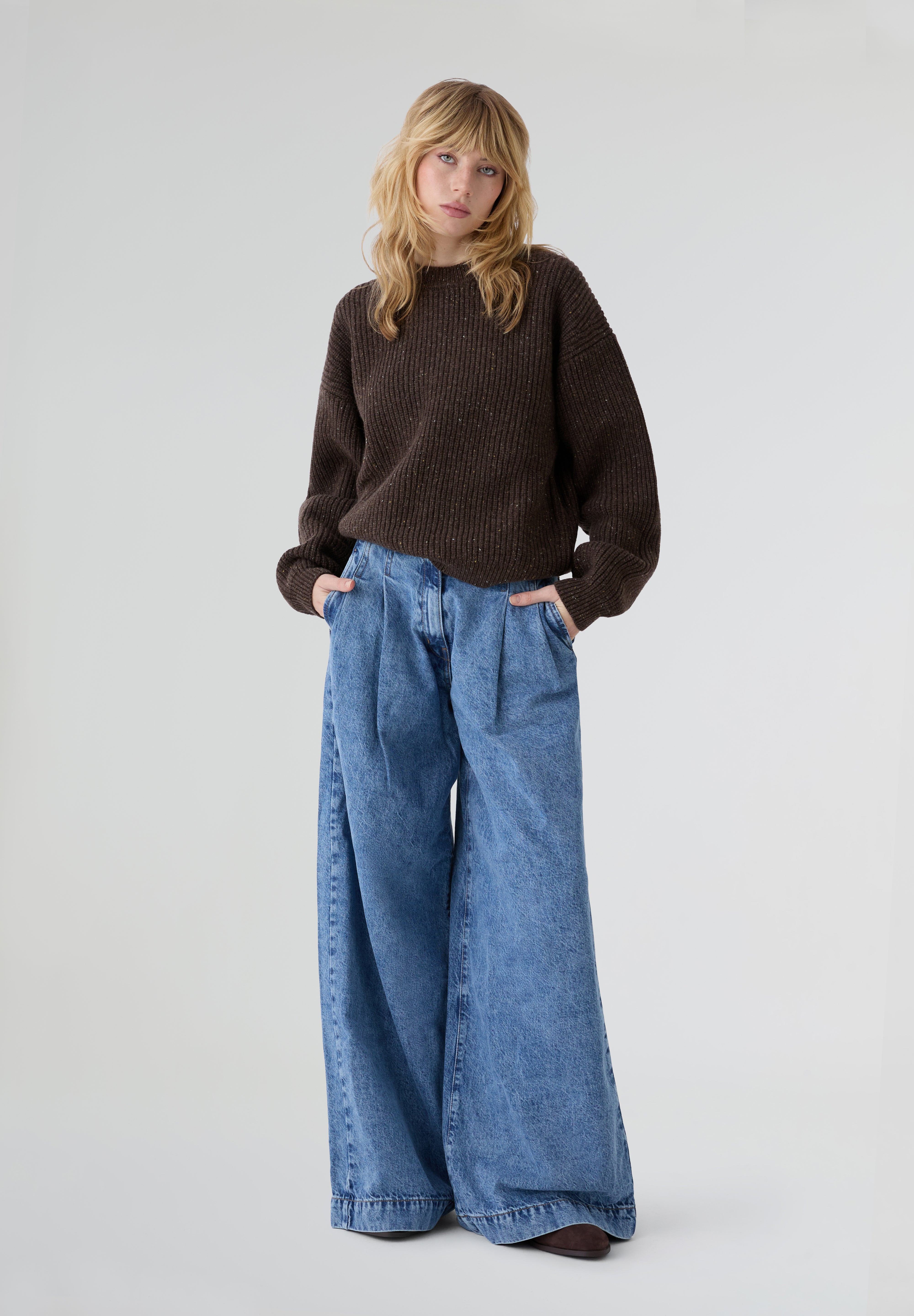 THINKING MU | JERSEY CARMEN