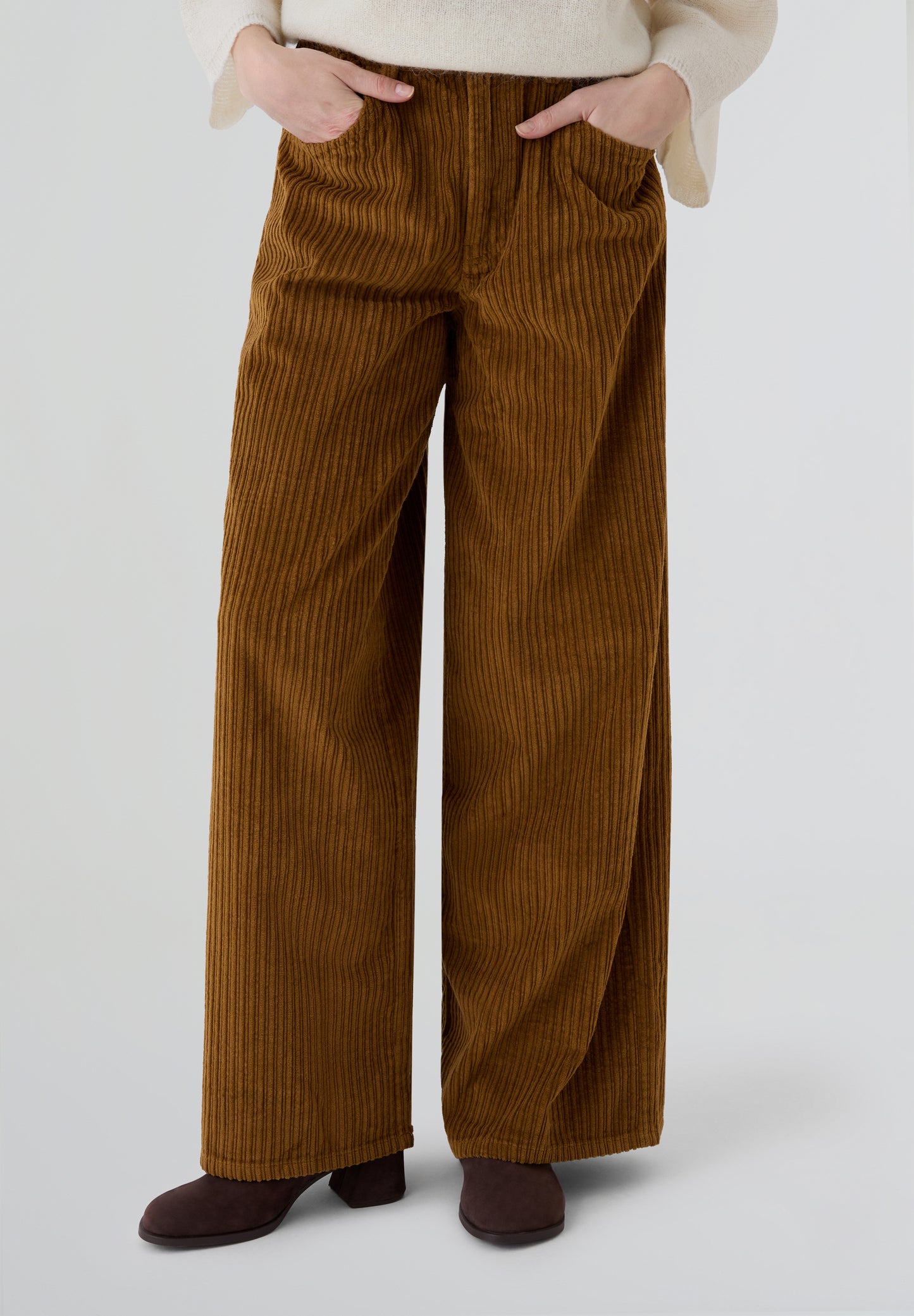 THINKING MU | PANTALÓN CORDUROY HEDDA