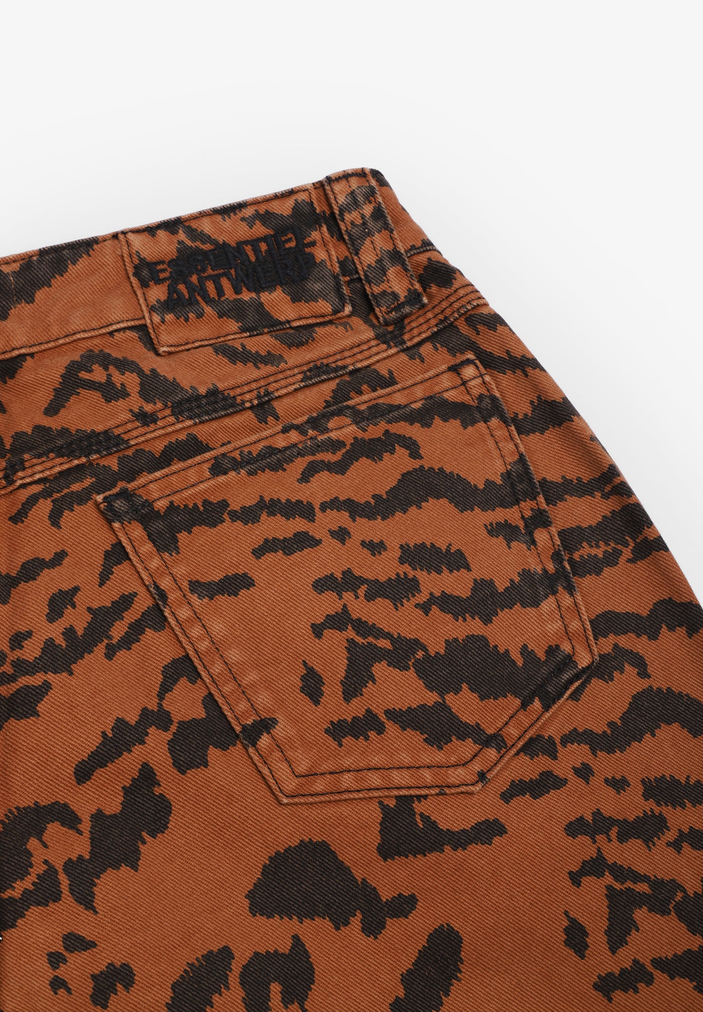 ESSENTIEL | VAQUEROS IMPECCABLE