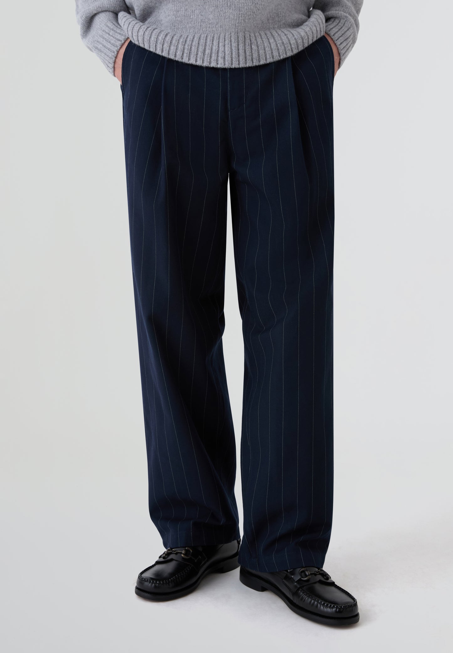 OBEY | PANTALÓN DEAN STRIPE PLEATED
