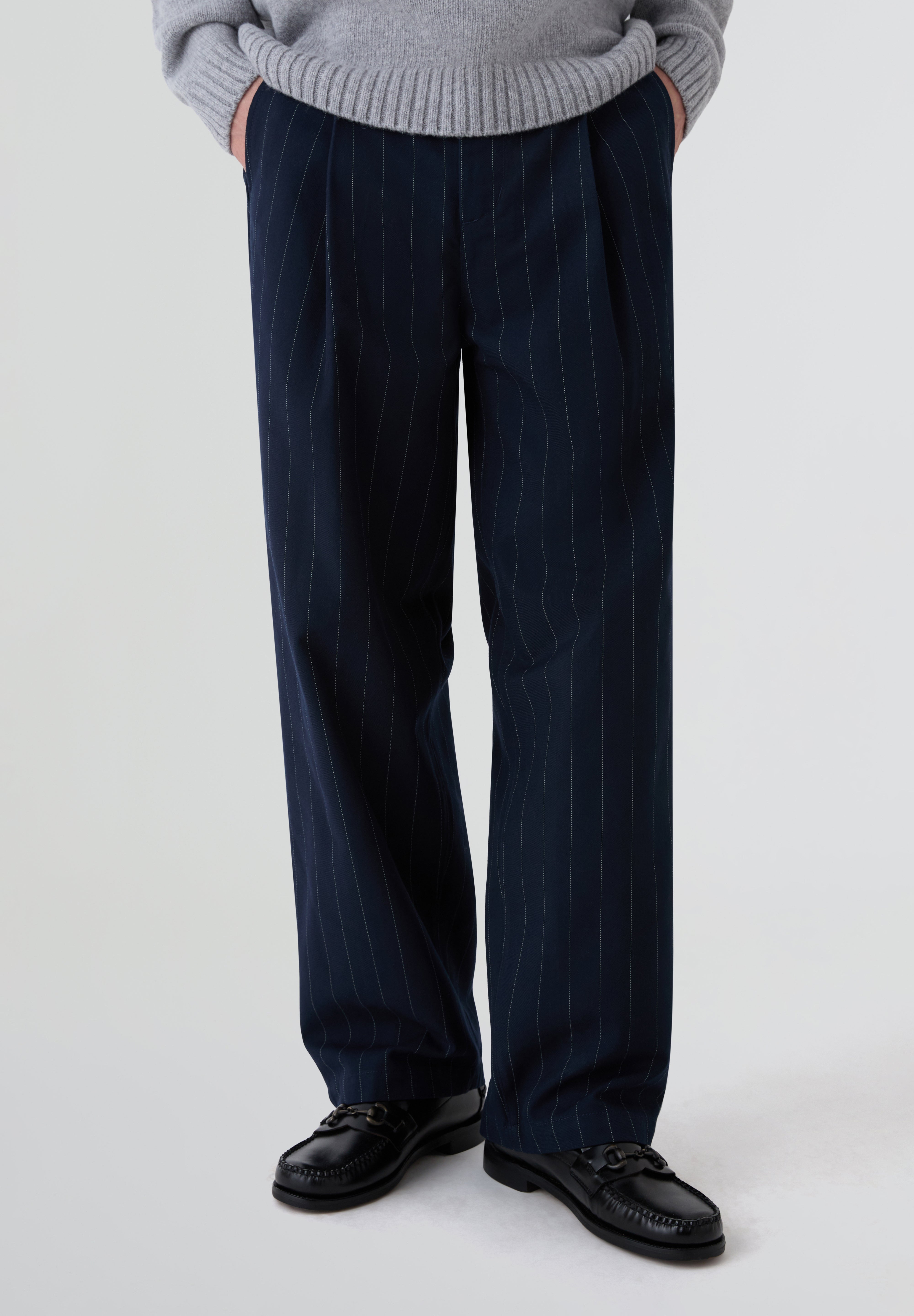 OBEY | PANTALÓN DEAN STRIPE PLEATED