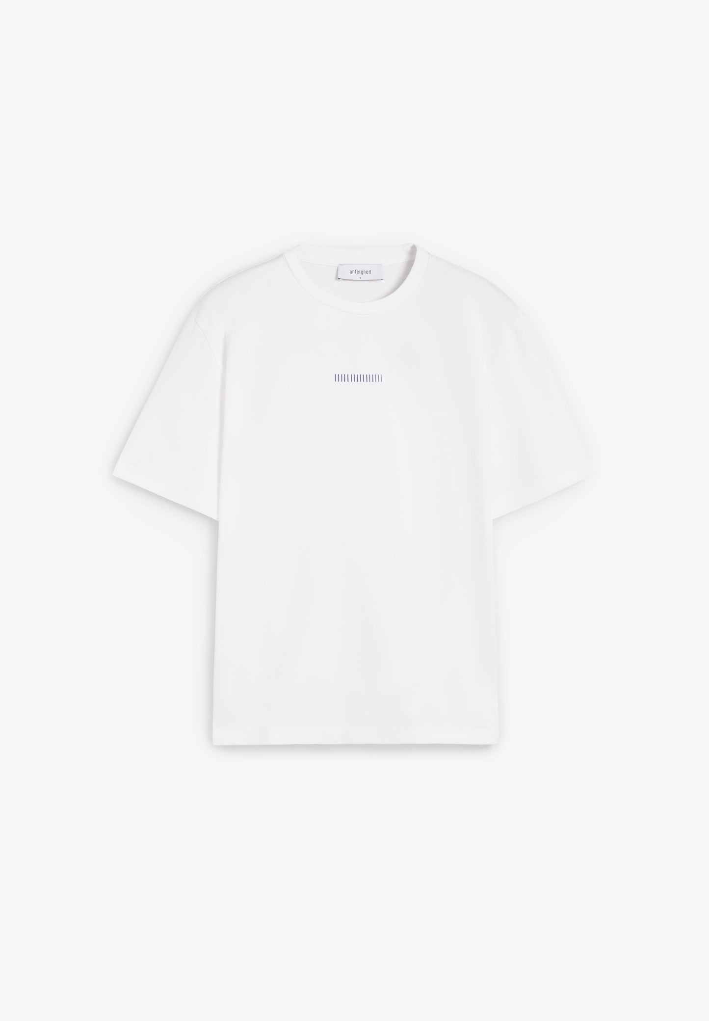 UNFEIGNED | CAMISETA BASICA CON LOGO