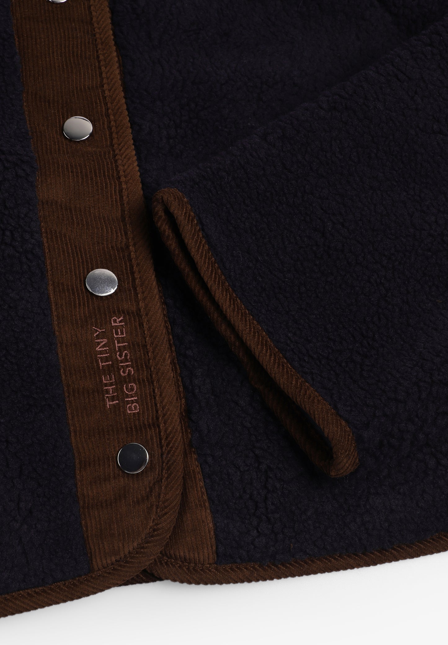 THE TINY BIG SISTER | CHAQUETA SHERPA
