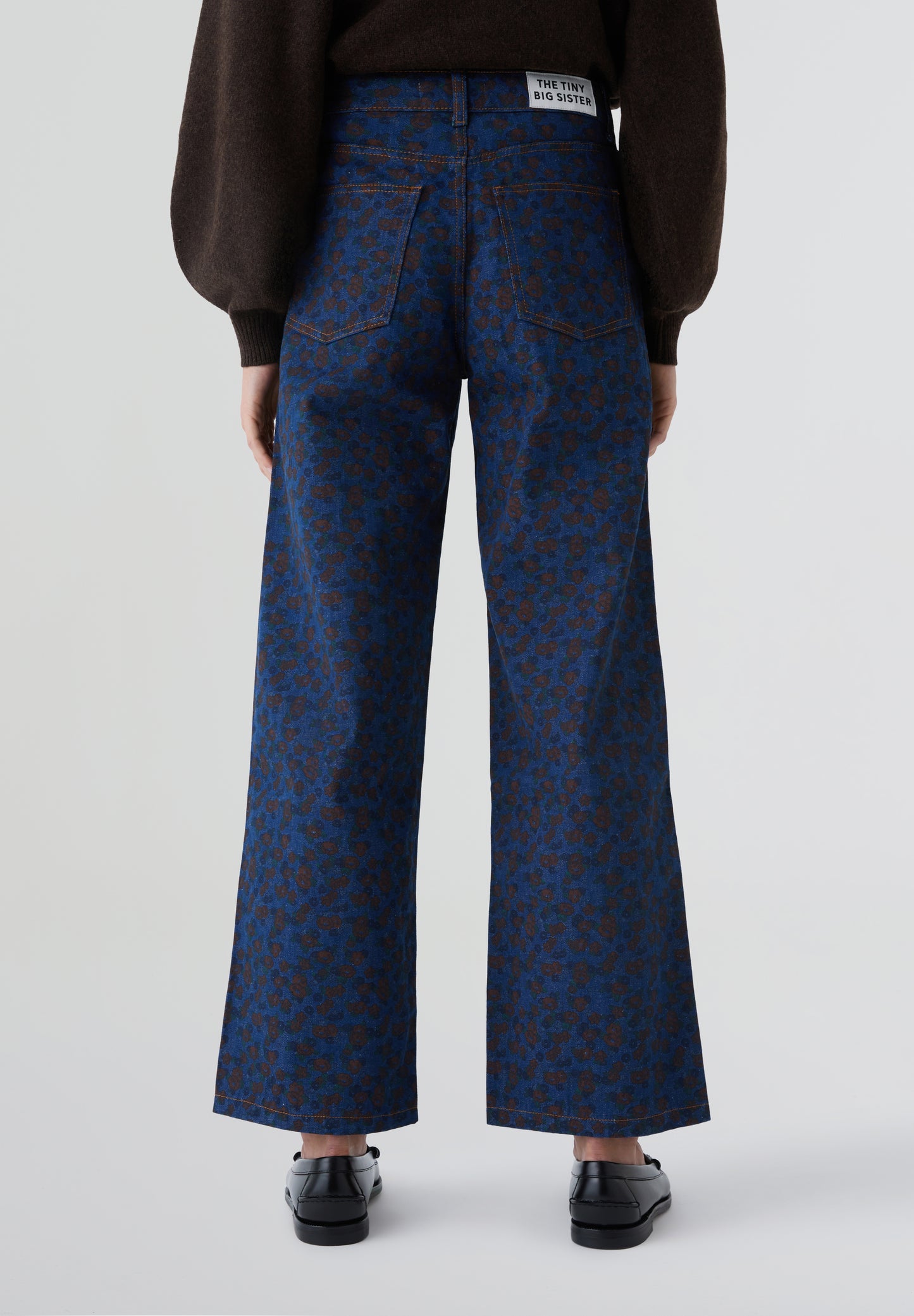 THE TINY BIG SISTER | PANTALÓN VAQUERO BERTA FLOWERS