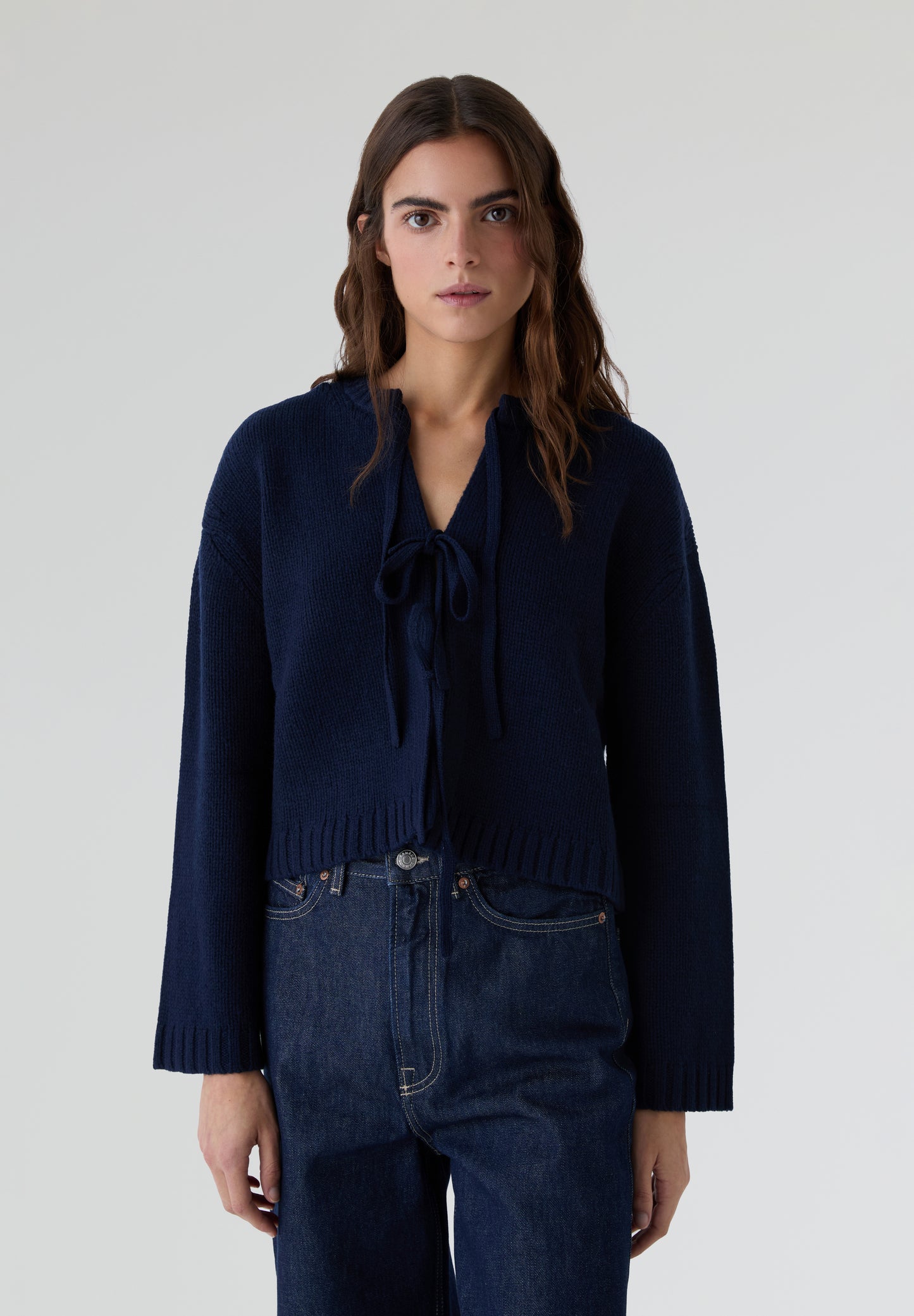 THE TINY BIG SISTER | CARDIGAN TIE DETAIL