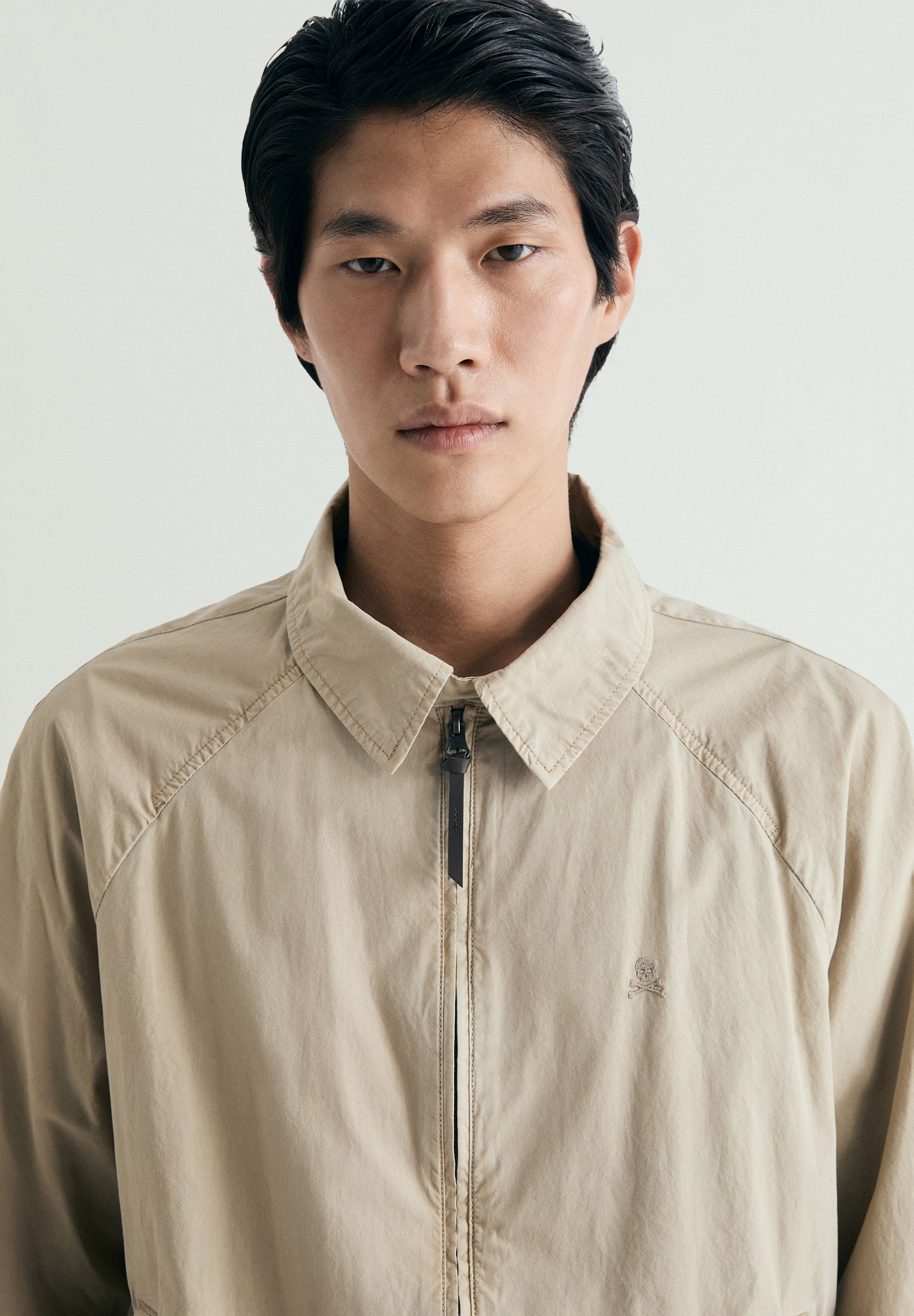 CHAQUETA BOMBER BORDADA