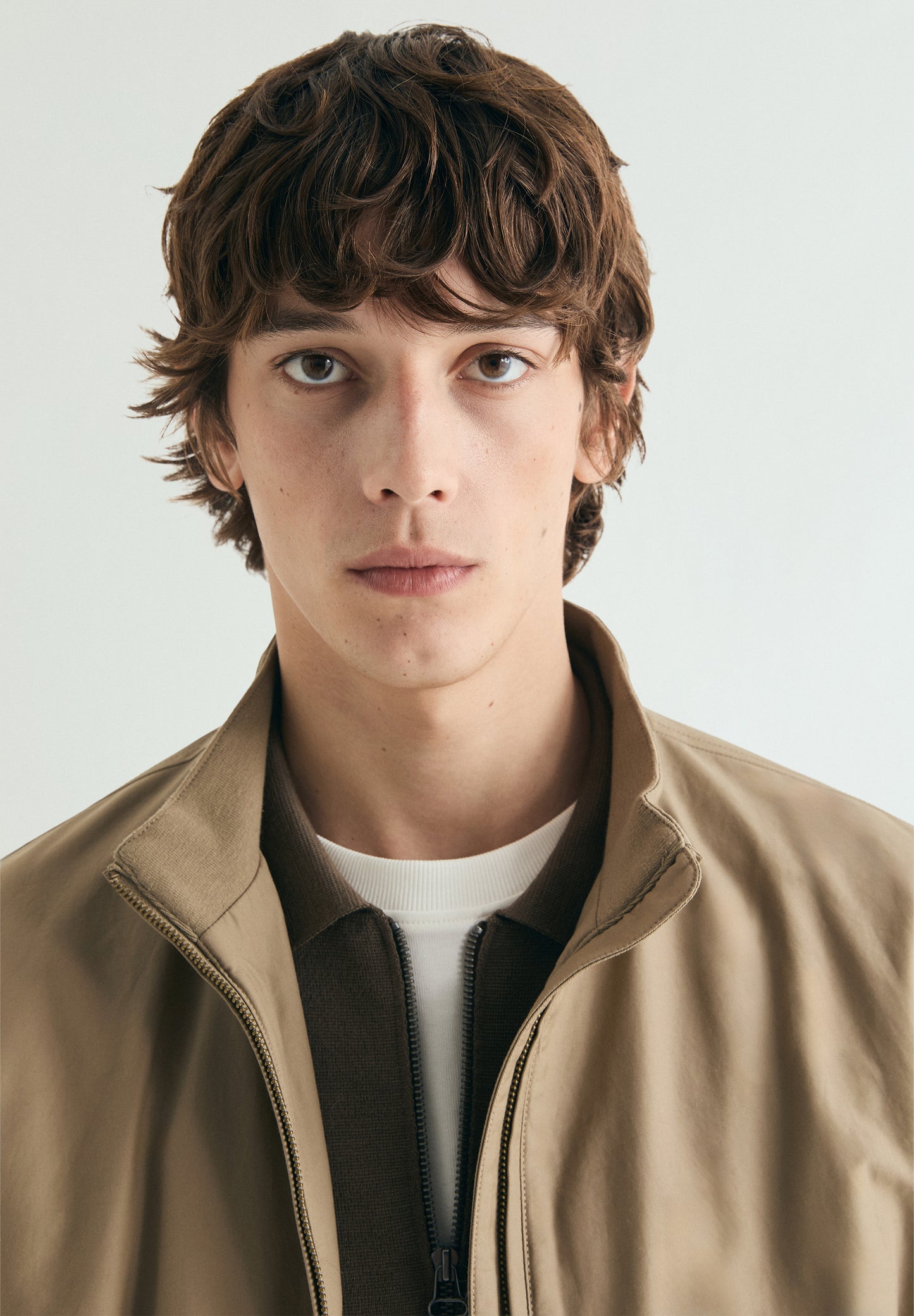 CHAQUETA BOMBER CUELLO ALTO